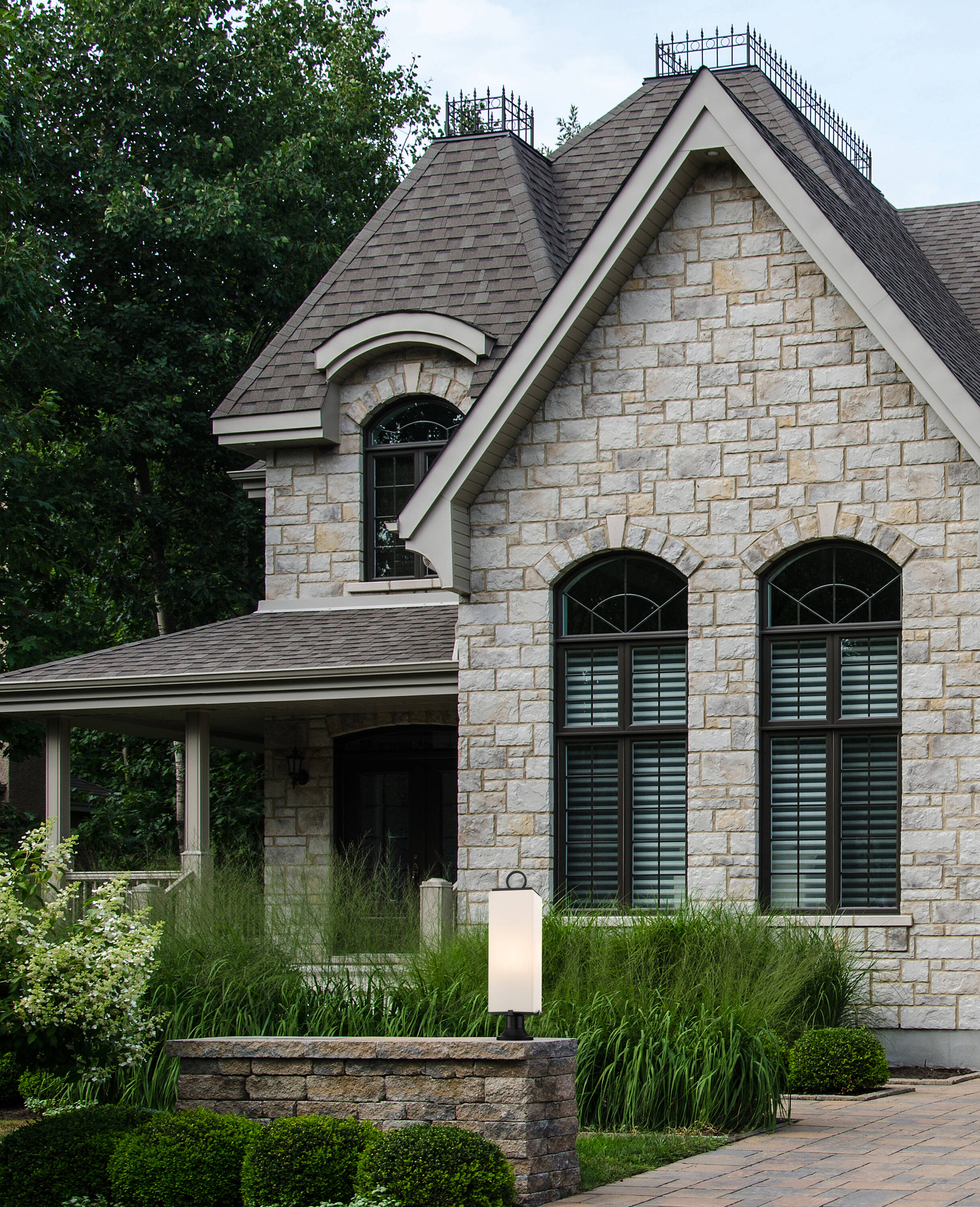 Z-Lite 593PHBR-553PM-BK Complete-Post-Lights - View #3