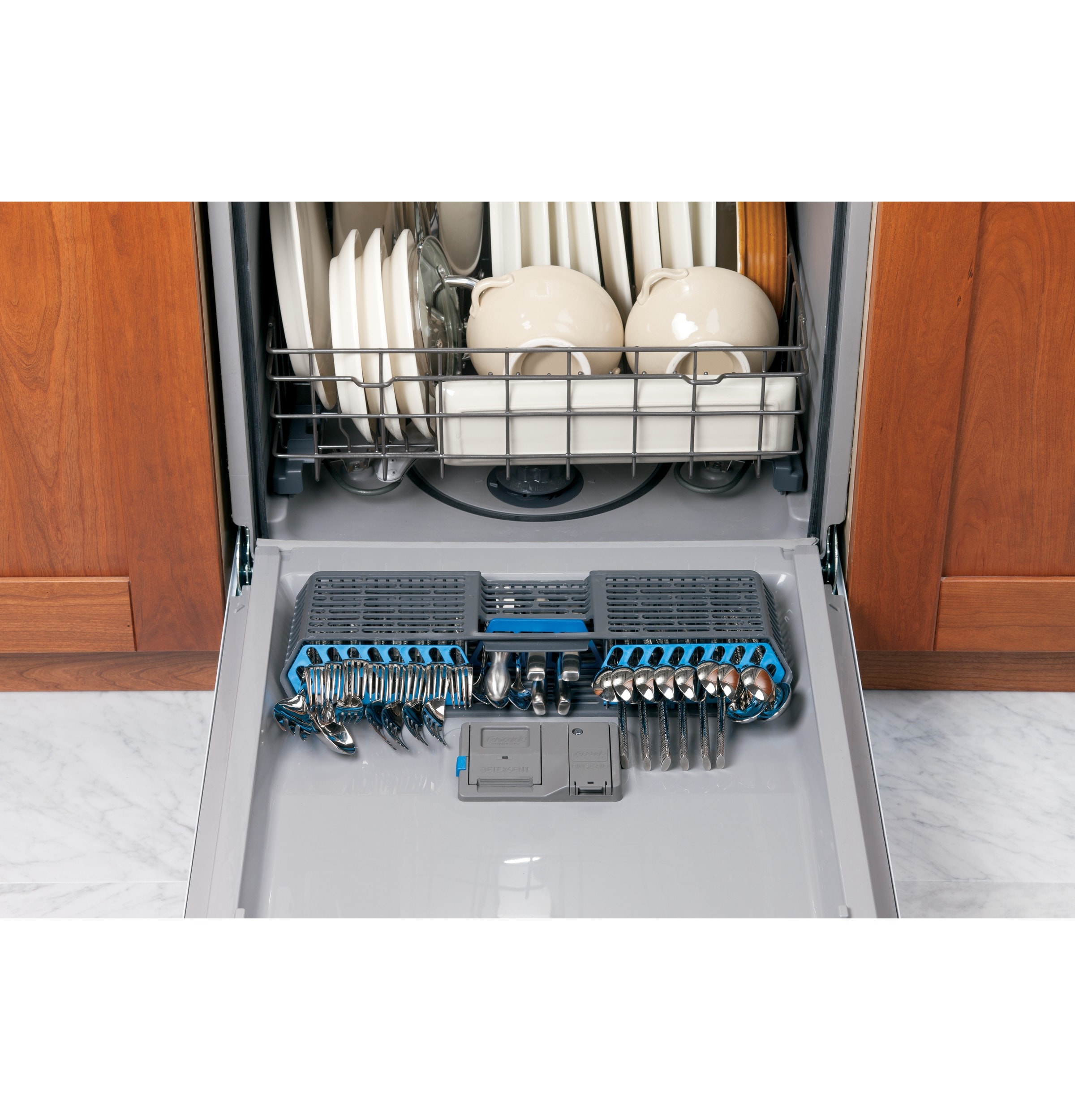 Ge dishwasher hot sale gdf520pgd4ww