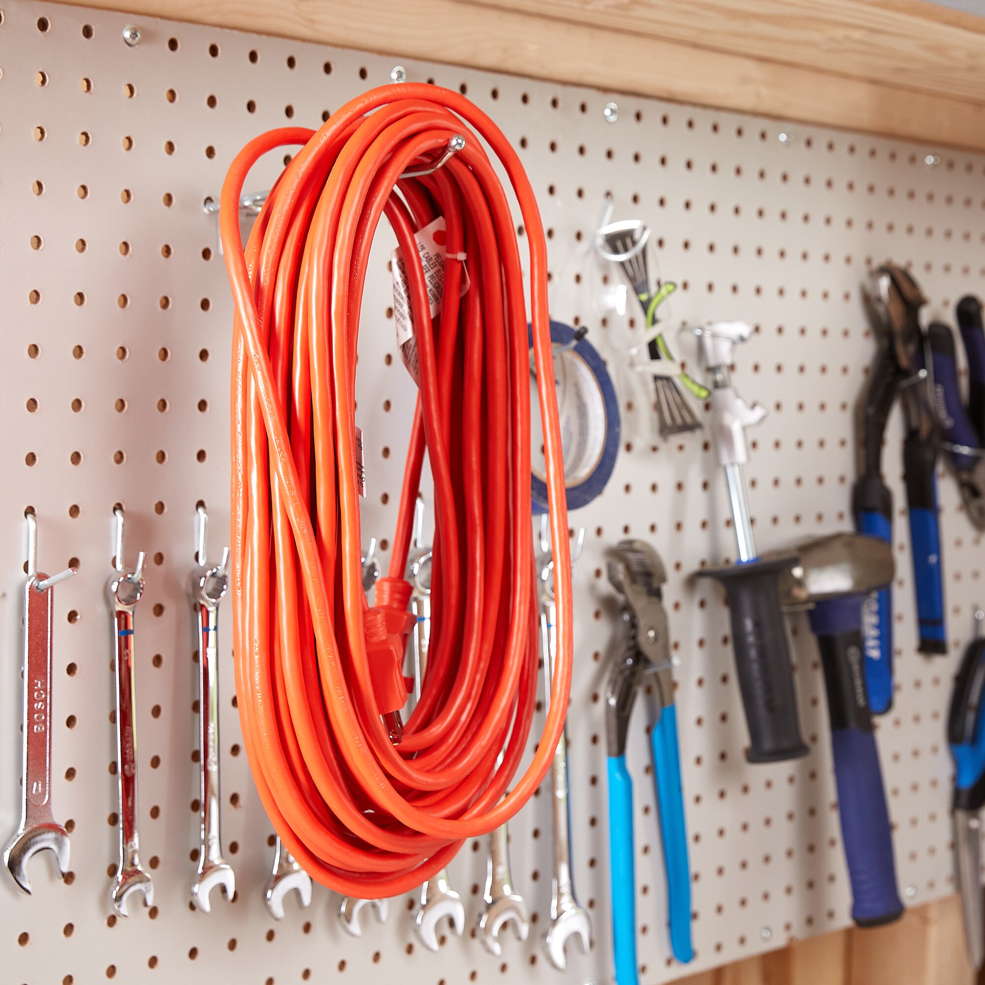 Project Source Light Duty 50-ft 16/3 3-Prong Orange Outdoor SJTW Light Duty General Extension Cord