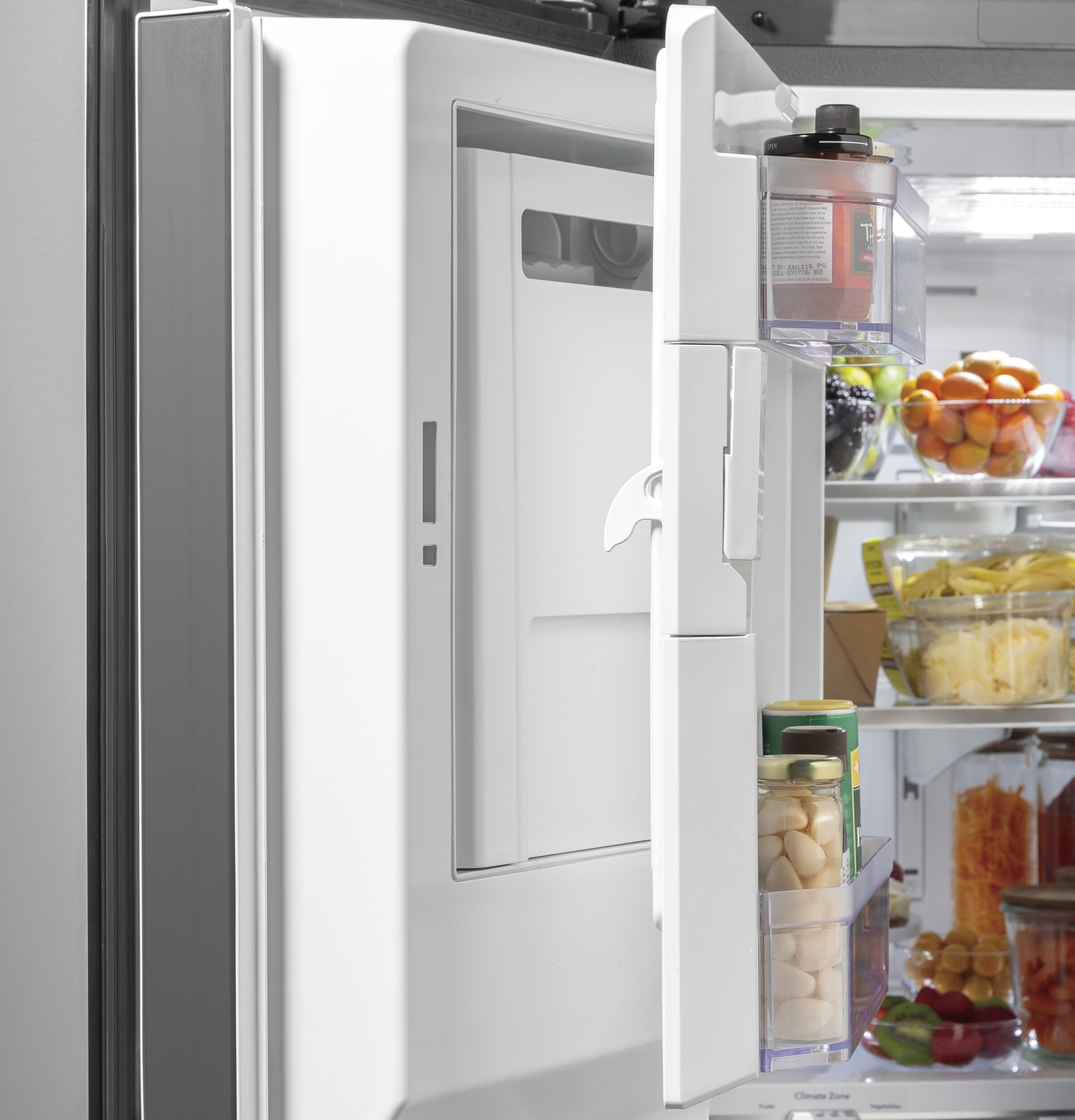 Cafe 25.6-cu ft French Door Refrigerator with Ice Maker, Water and 