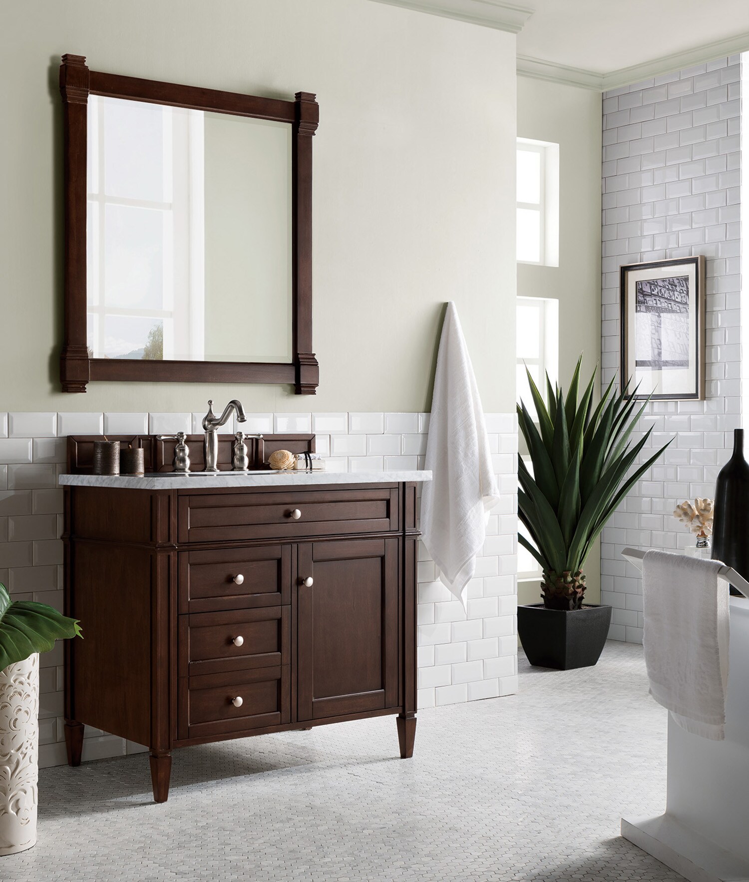 James Martin Vanities Brittany 36-in Burnished Mahogany Undermount ...