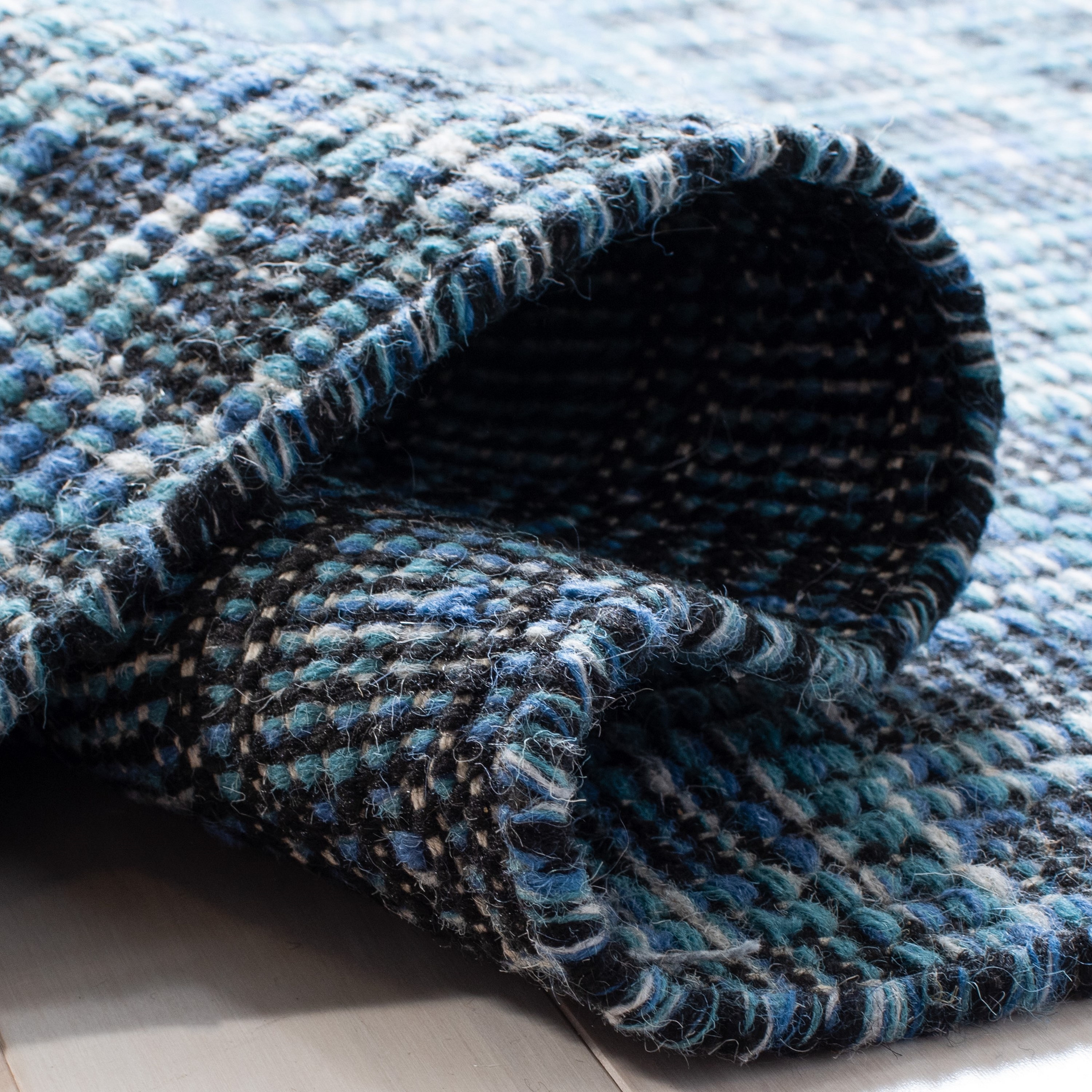 Handmade Blue Wool Abstract 4' x 6' Area Rug