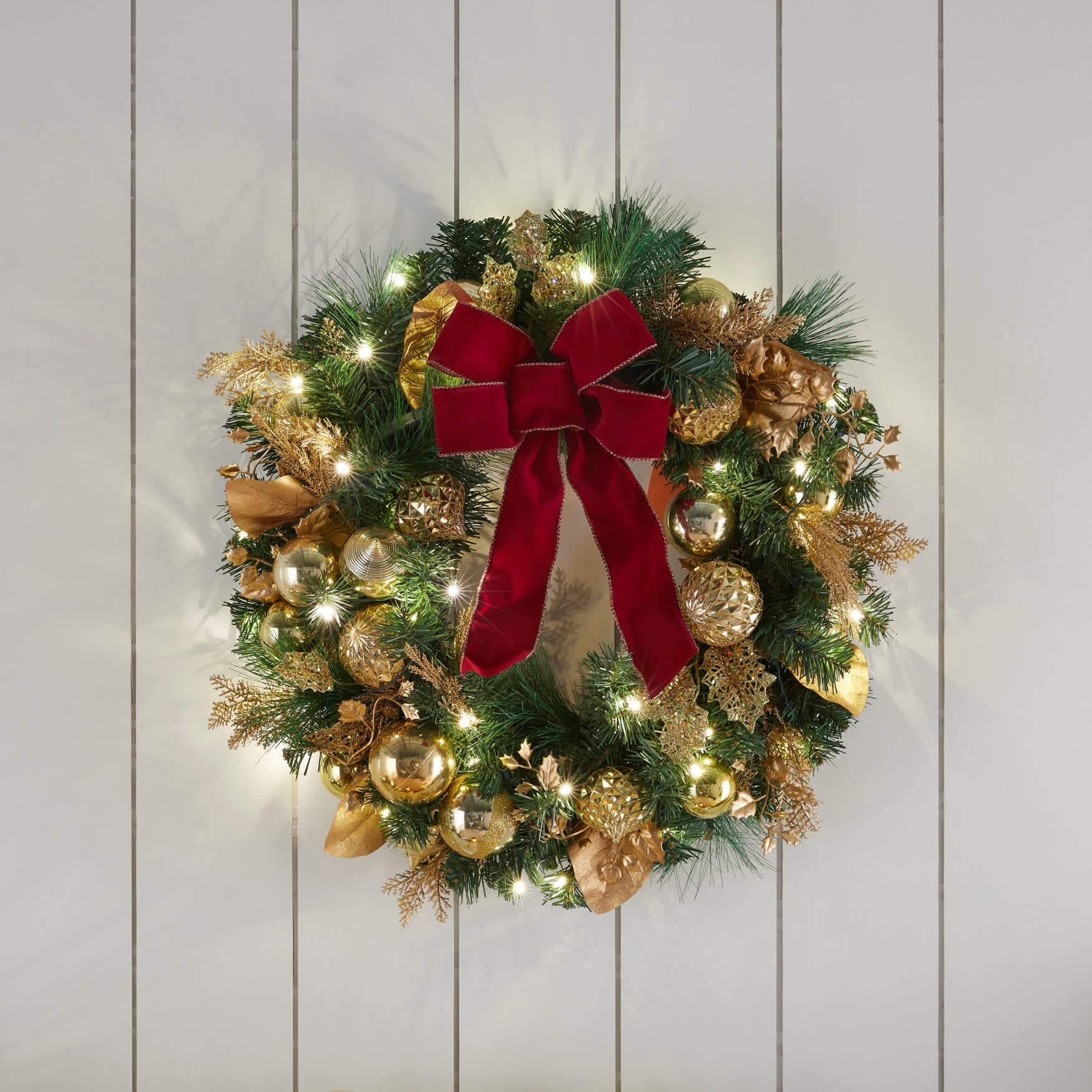 BrylaneHome - PRE-LIT REGAL 24" Wreath