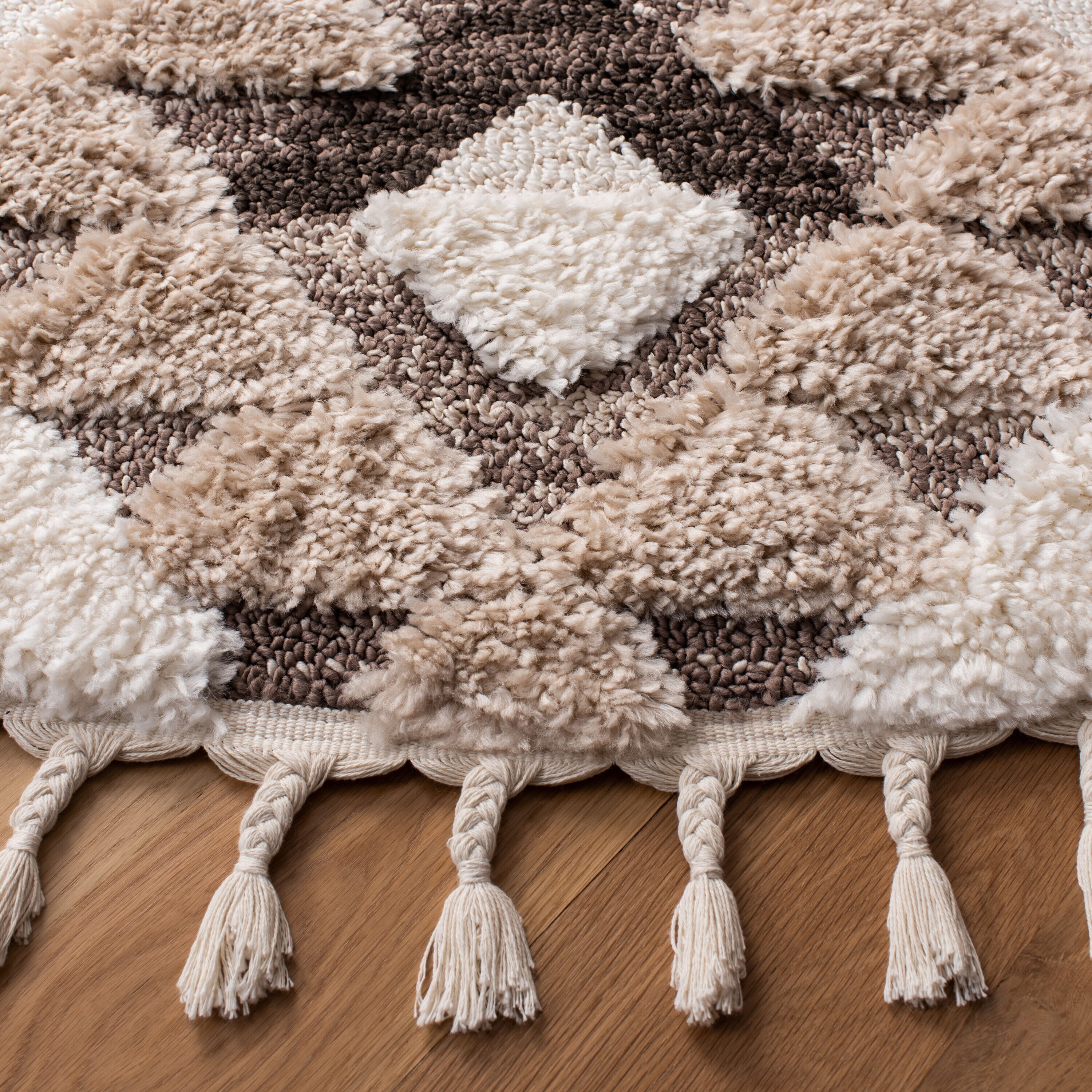 Safavieh MTS688A-5R rugs - View #3