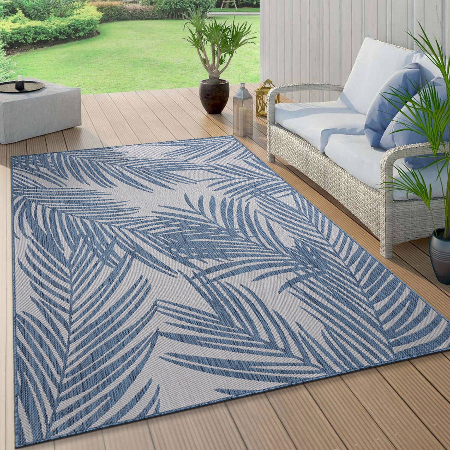 World Rug Gallery Floral Tropical Indoor/Outdoor Area Rug - Blue 5' x 7