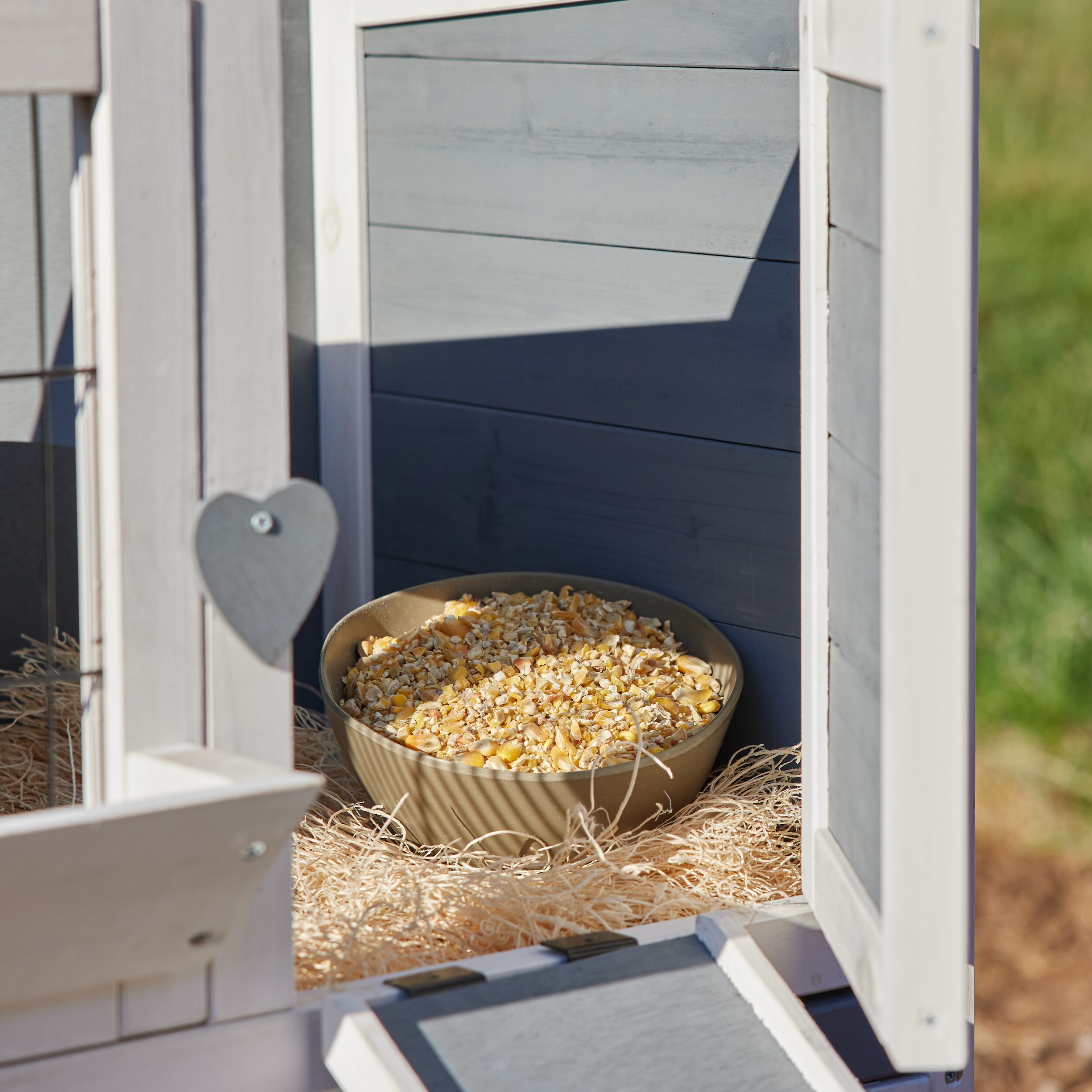 Pecking Order 009687 Poultry-Feed - View #5
