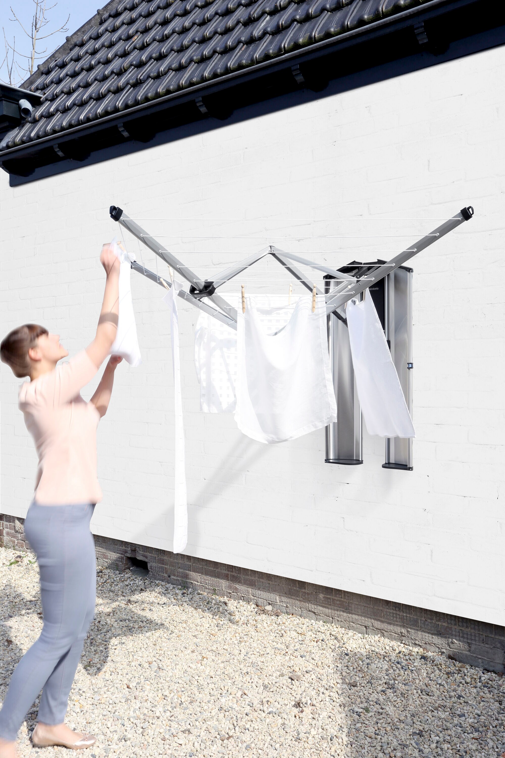 Brabantia best sale wallfix clothesline