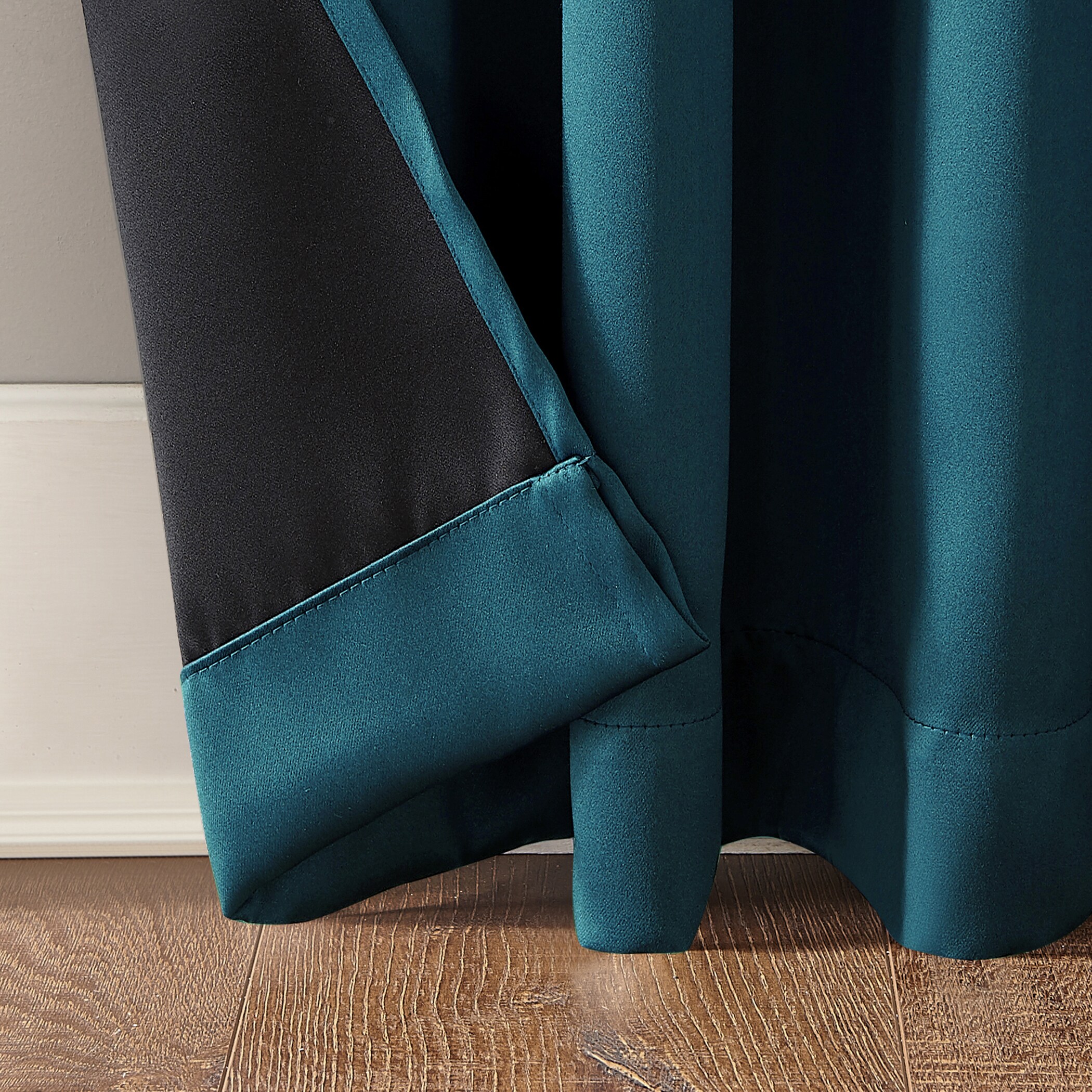 Sun Zero 55391 curtains - View #5
