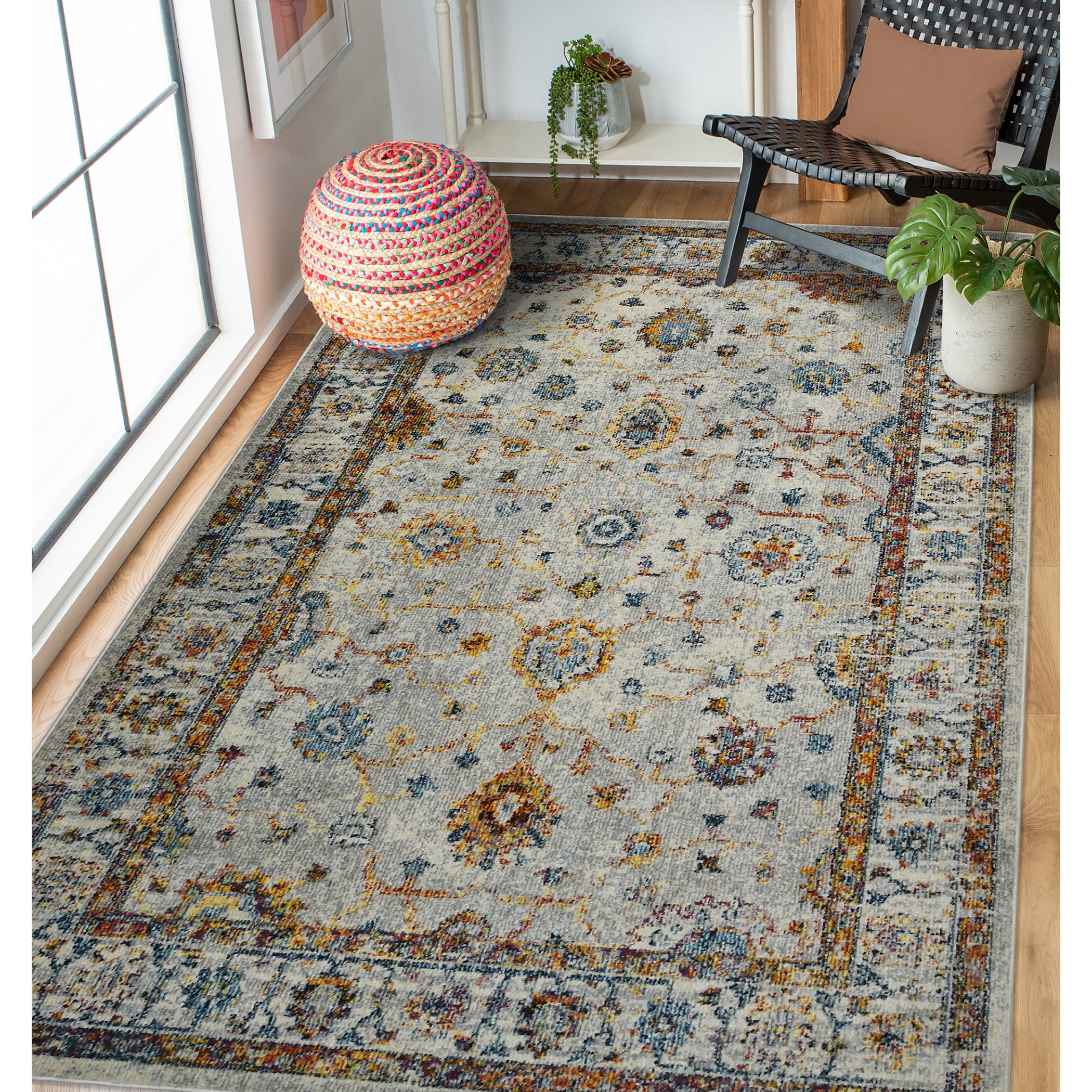 Uptown Bohemian Ivory 5' x 7' Synthetic Reversible Area Rug