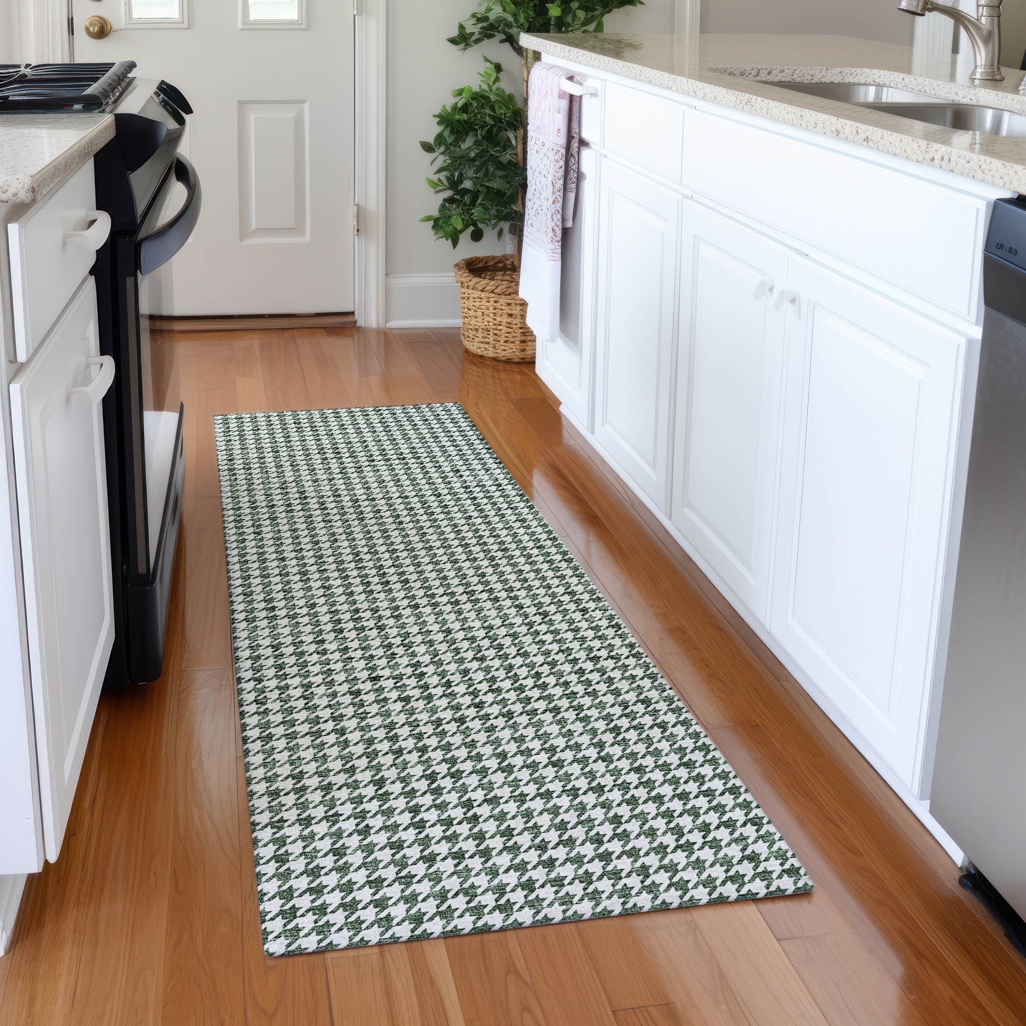 Addison Rugs AMF137GE2X8 Mayfield AMF137GE 2 x 7 (ft) Loomed Polyester Green Rectangular Indoor Geometric Machine washable Area rug