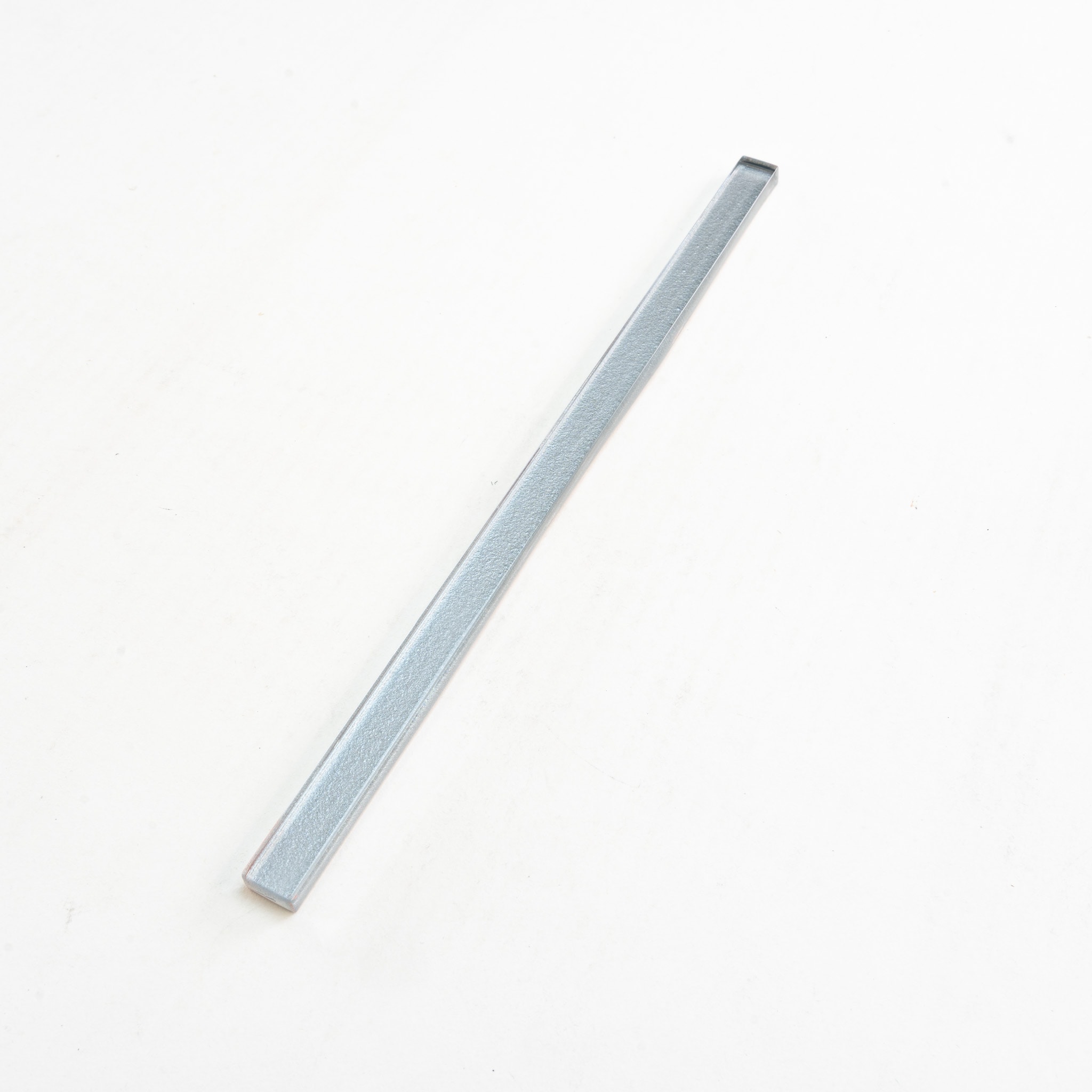 Apollo Tile 10 pack 0.6-in W x 12-in L Glass Glossy Pencil Liner Tile Trim (0.5 Sq ft/case)