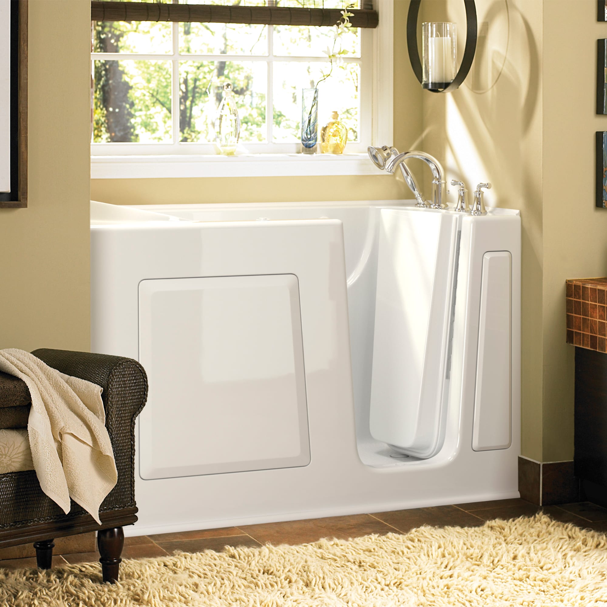 American Standard 3060.309.ARW 30.0-Inches x 59.0-Inches White Fiberglass Rectangular Walk-in Air bath with Faucet Hand Shower Drain ( Right Drain )
