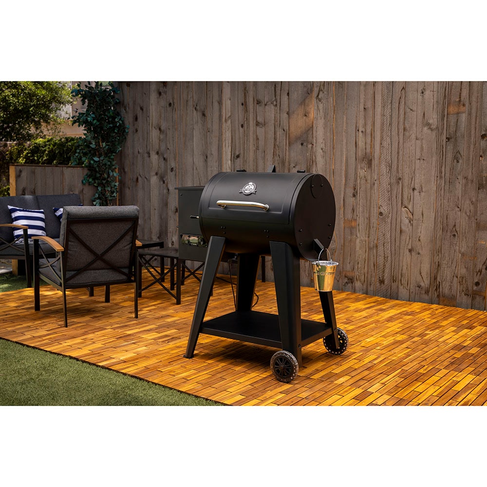 Pit Boss FB2 Series 747-Sq. in Matte Black Pellet Grill in