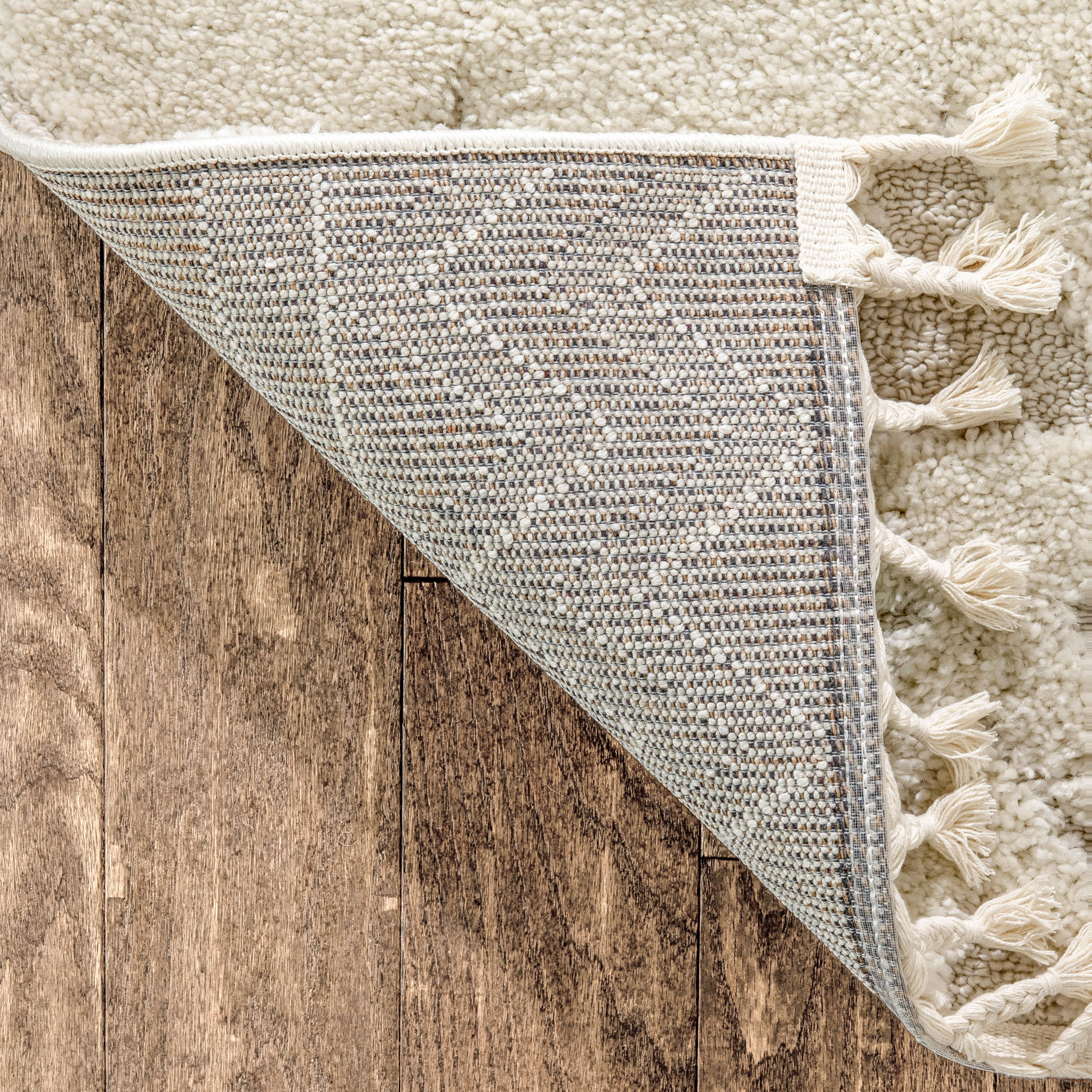 Ivory Oriental Synthetic Reversible 4' x 6' Area Rug