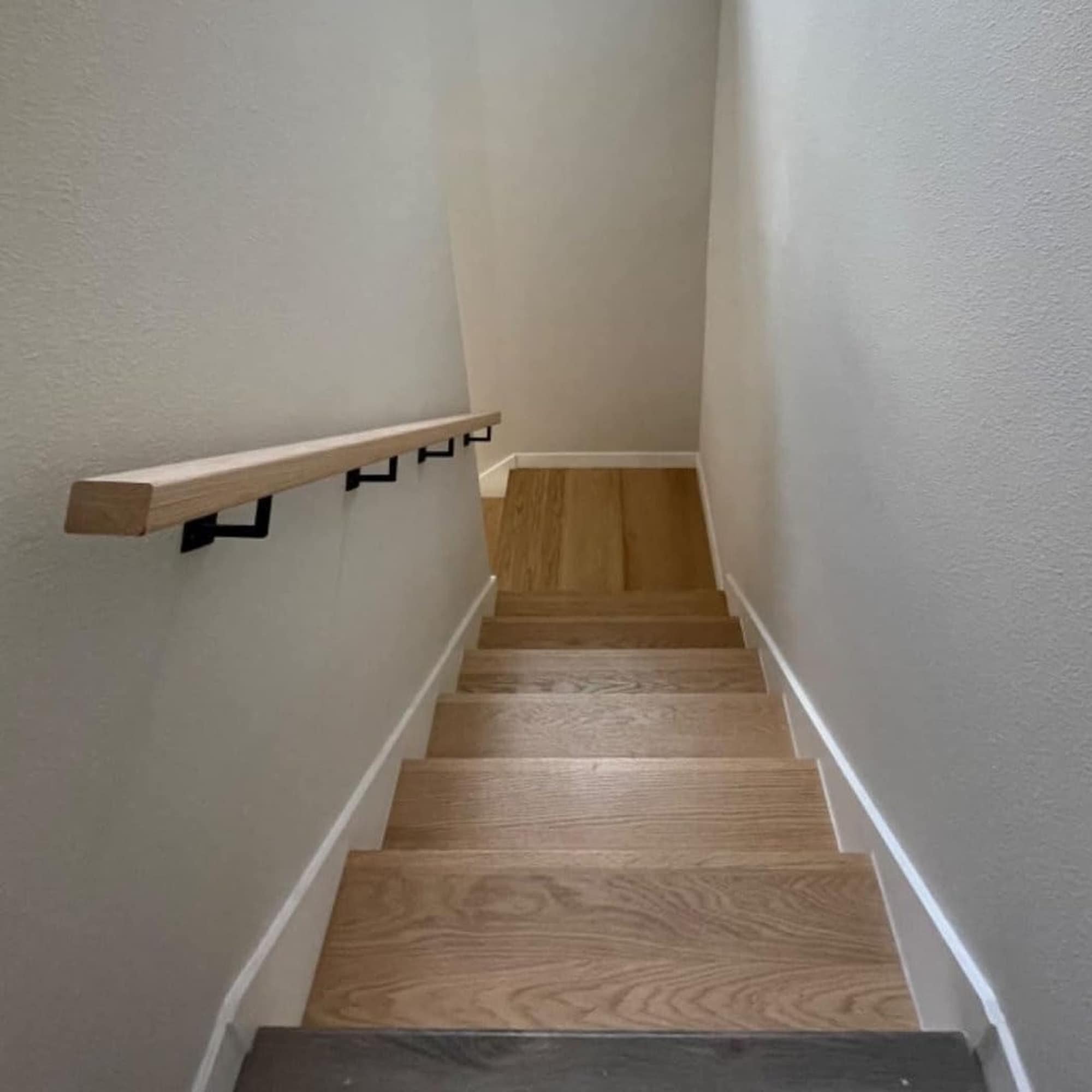 Numhew NHBEN27620 Interior-Stairpart-Railing - View #4