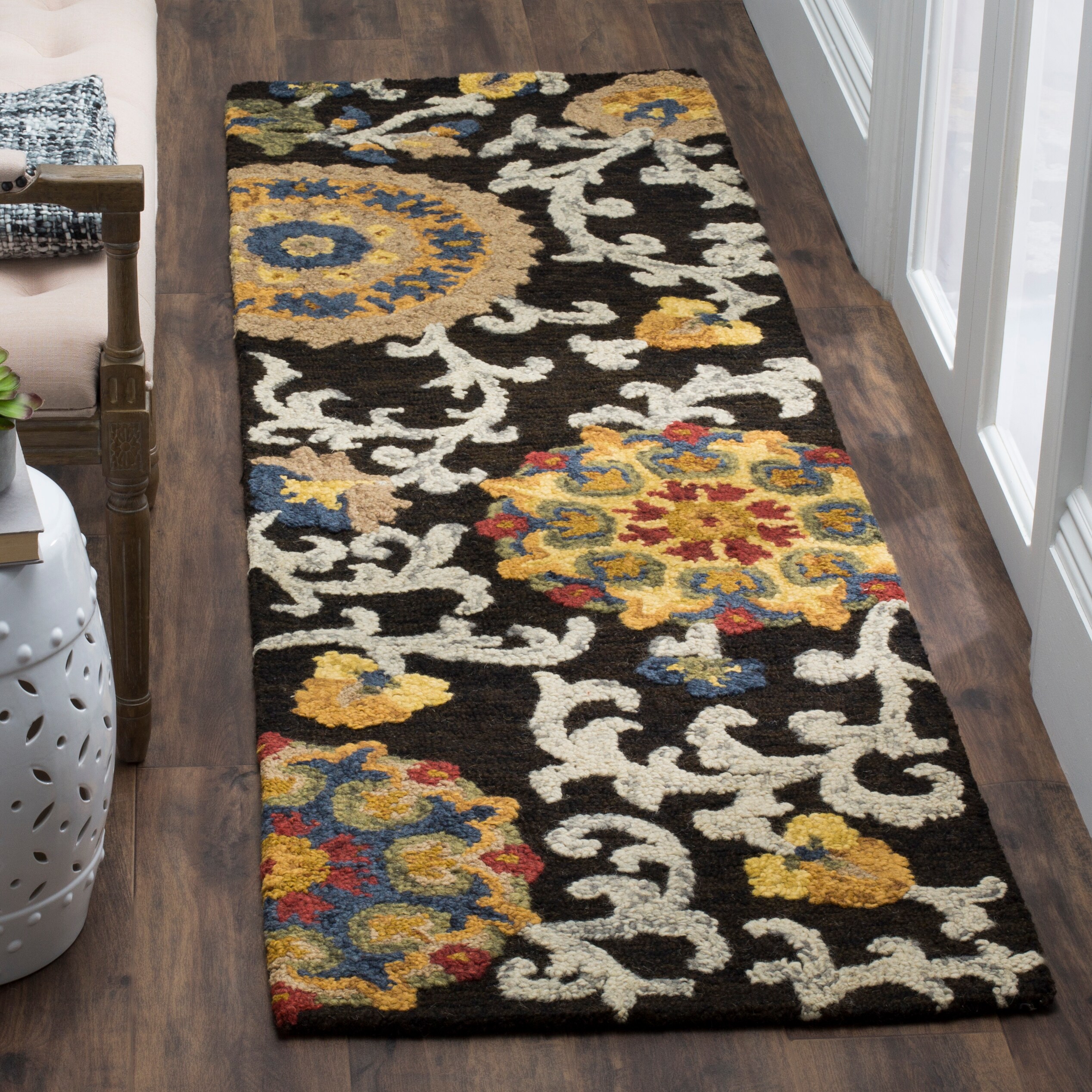 Safavieh BLM401A-28 Blossom Strasburg 2 x 8 (ft) Tufted Wool Charcoal/Multi Rectangular Indoor Floral/Botanical Bohemian/Eclectic Runner rug