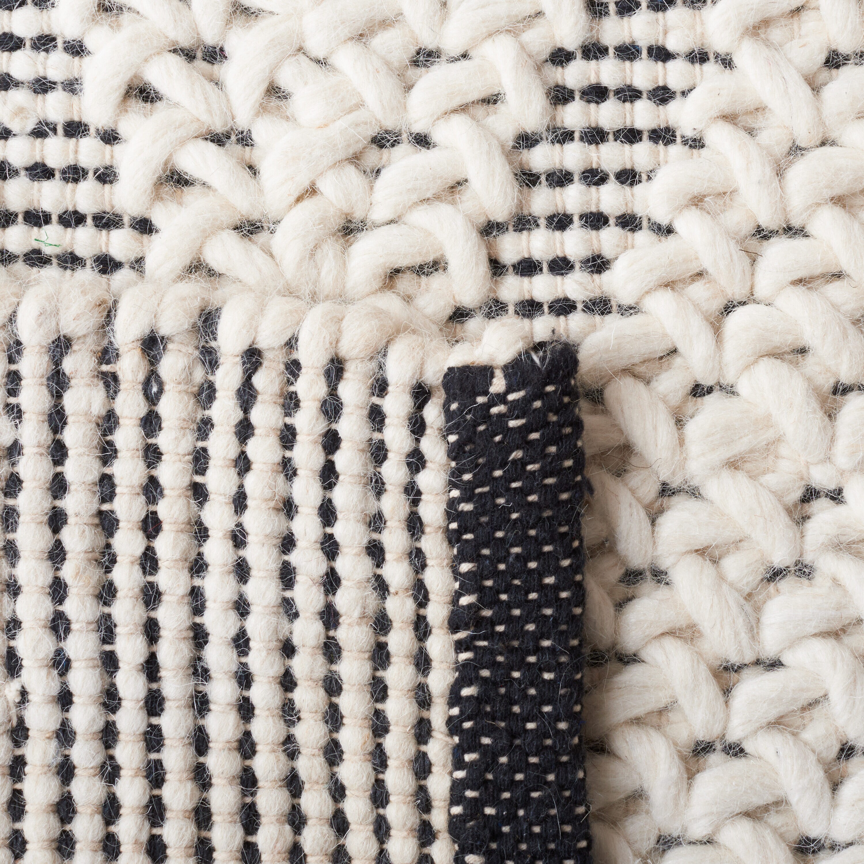 Safavieh NAT279A-5 rugs - View #3