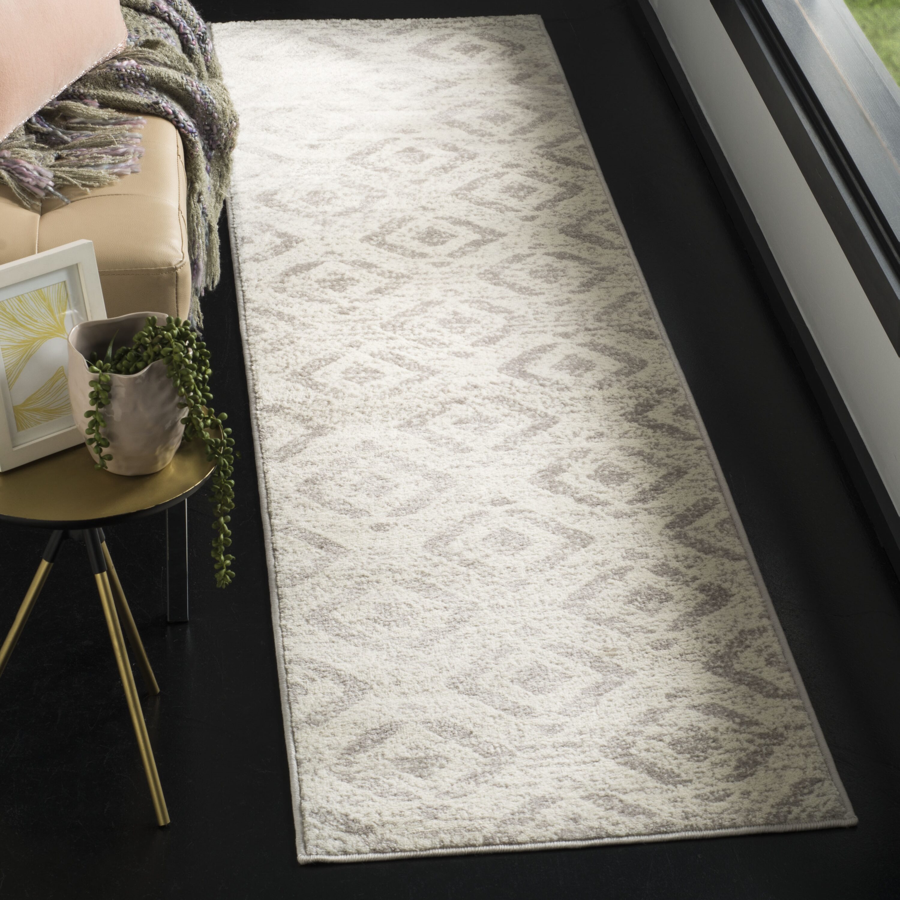 Skyler Gray Medallion Synthetic Runner Rug