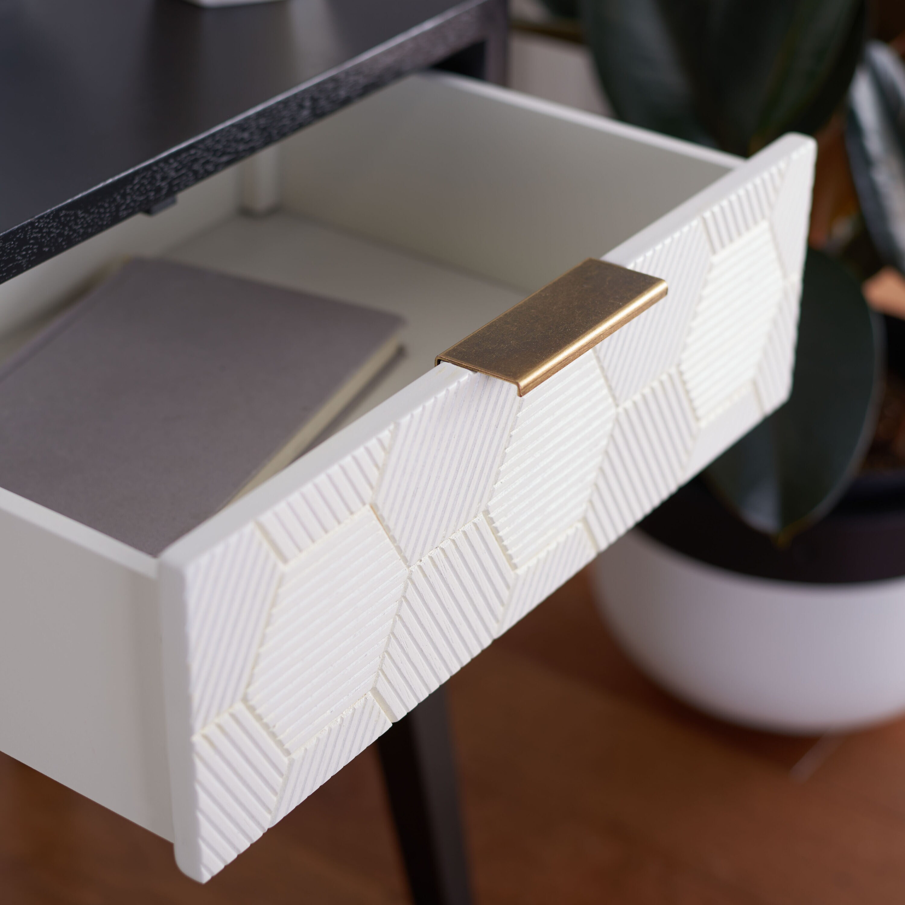 Safavieh ACC6601B End-Tables - View #3
