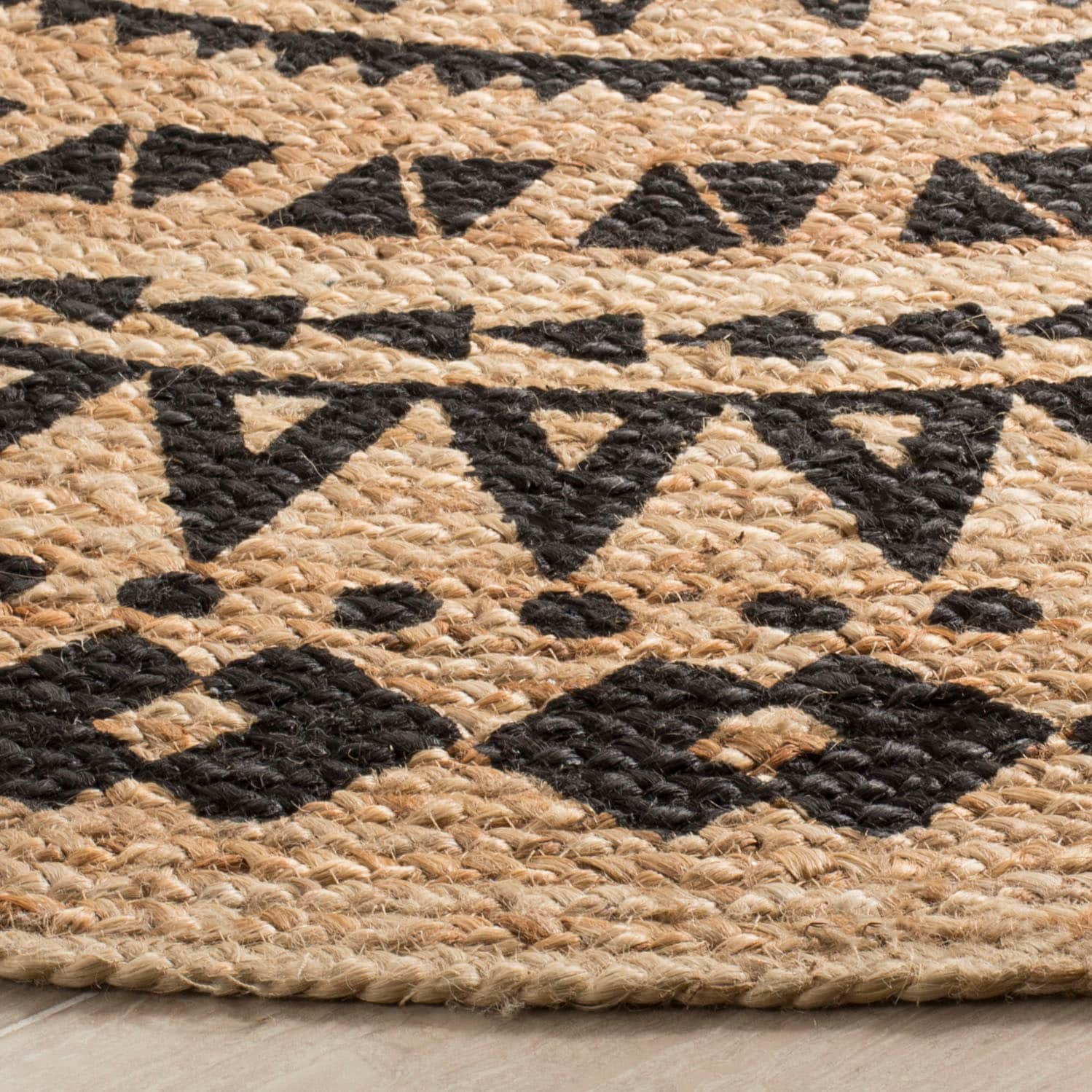 Safavieh NF802K-7R rugs - View #3