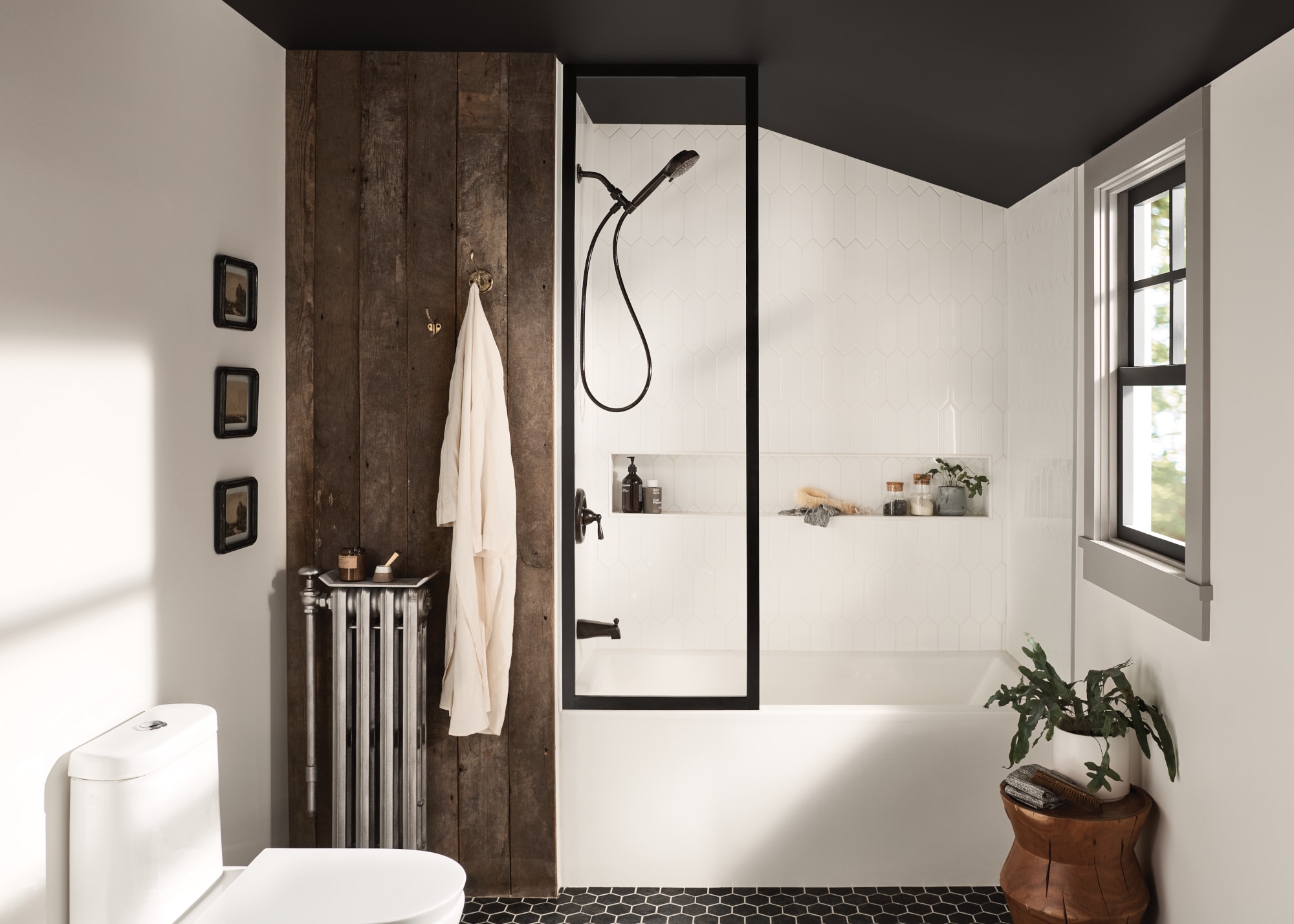 Moen 200H0BRB Fixed-Showerhead - View #4