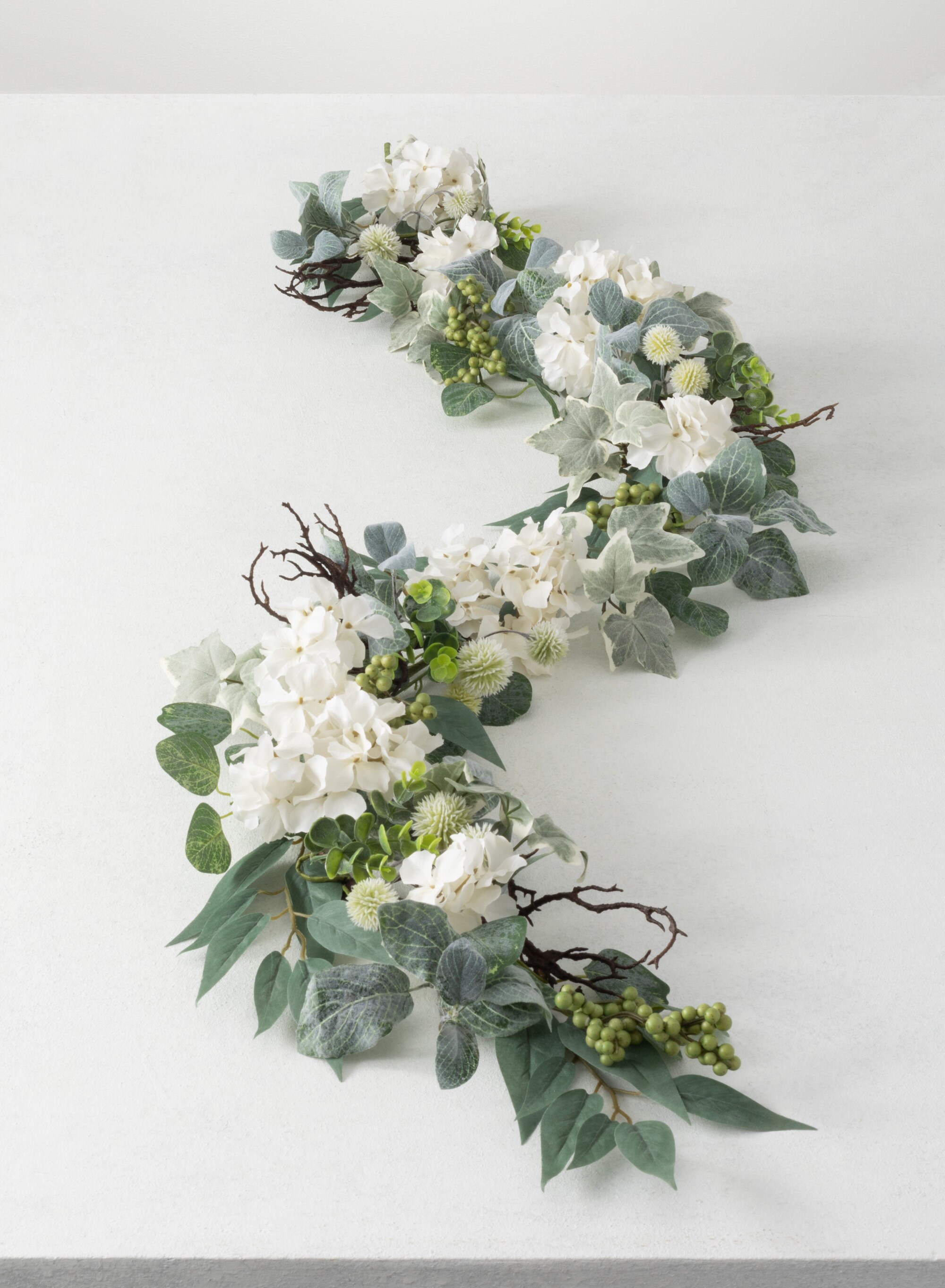 Sullivans 5.25-in White Indoor Hydrangea Artificial Garland HYFGD at ...