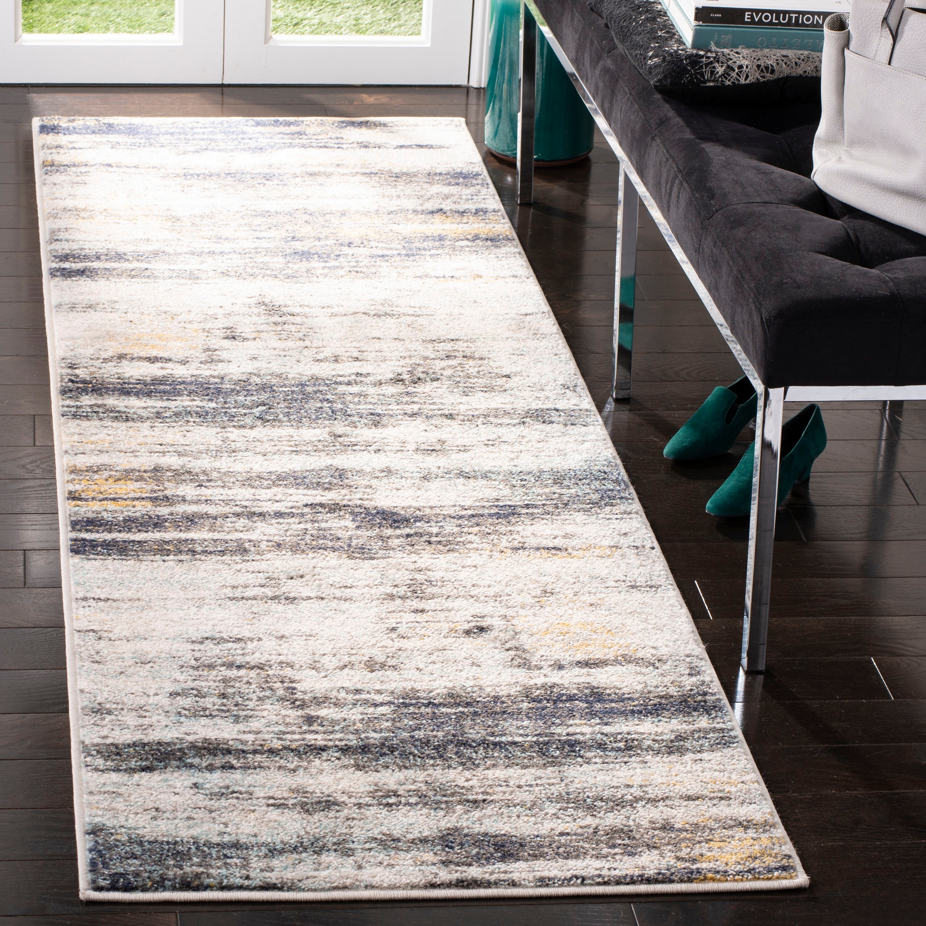 Safavieh ADR201F-28 Adirondack Anten 3 x 8 (ft) Loomed Polypropylene Light Gray/Black Rectangular Indoor Abstract Industrial Runner rug