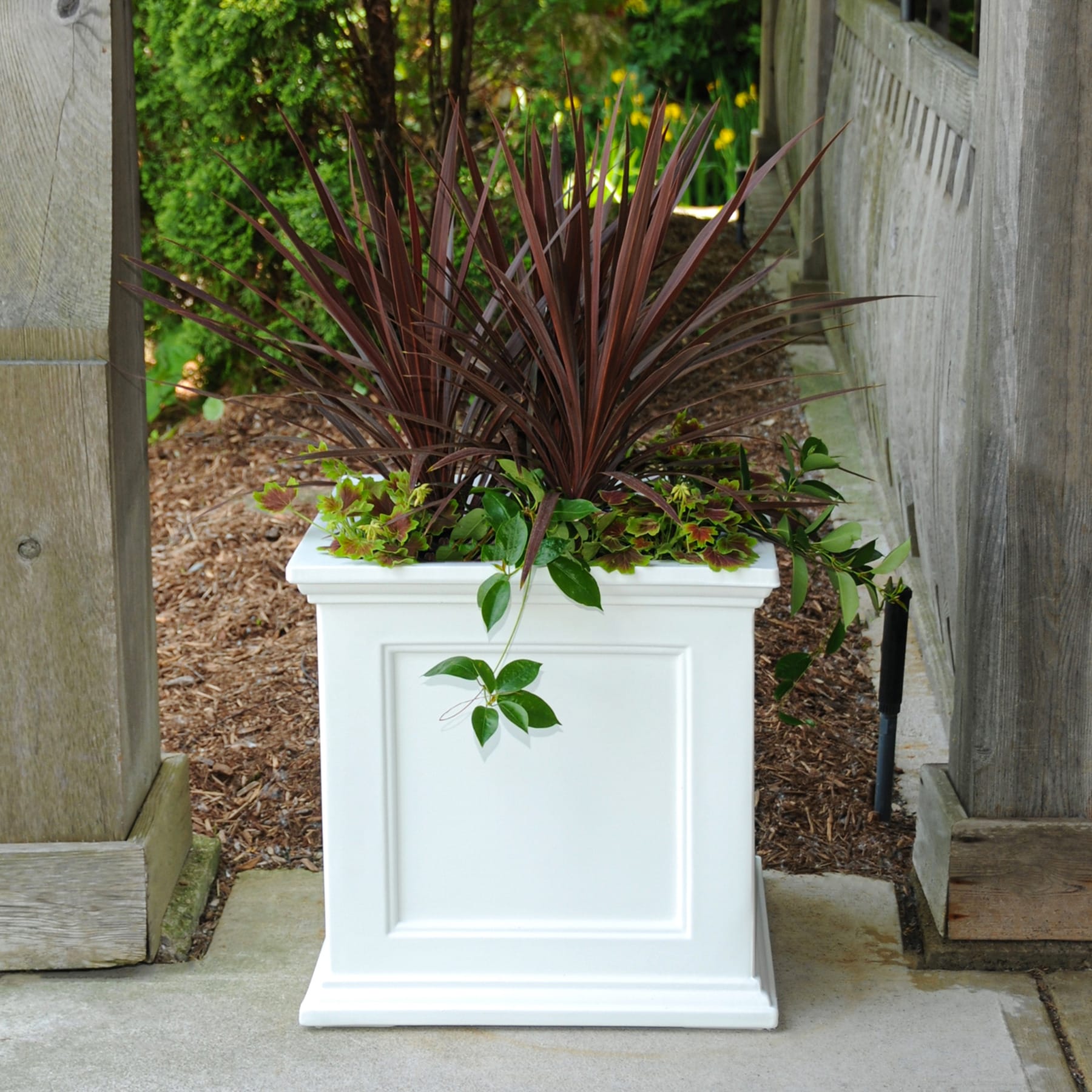 Fairfield Square White Self-Watering Polyethylene Planter 22"