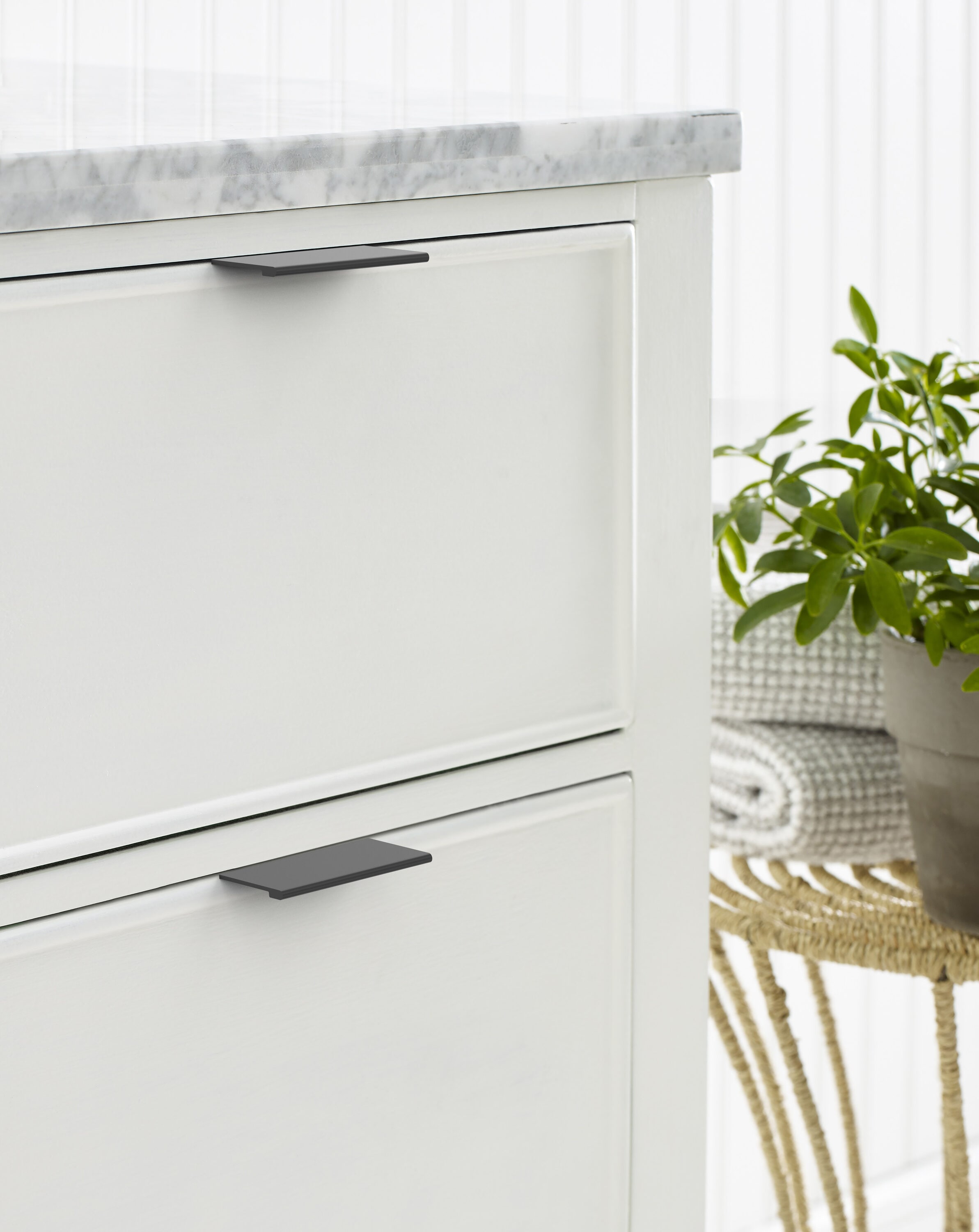 Amerock 10VMP37191MB Cabinet-Pulls - View #2