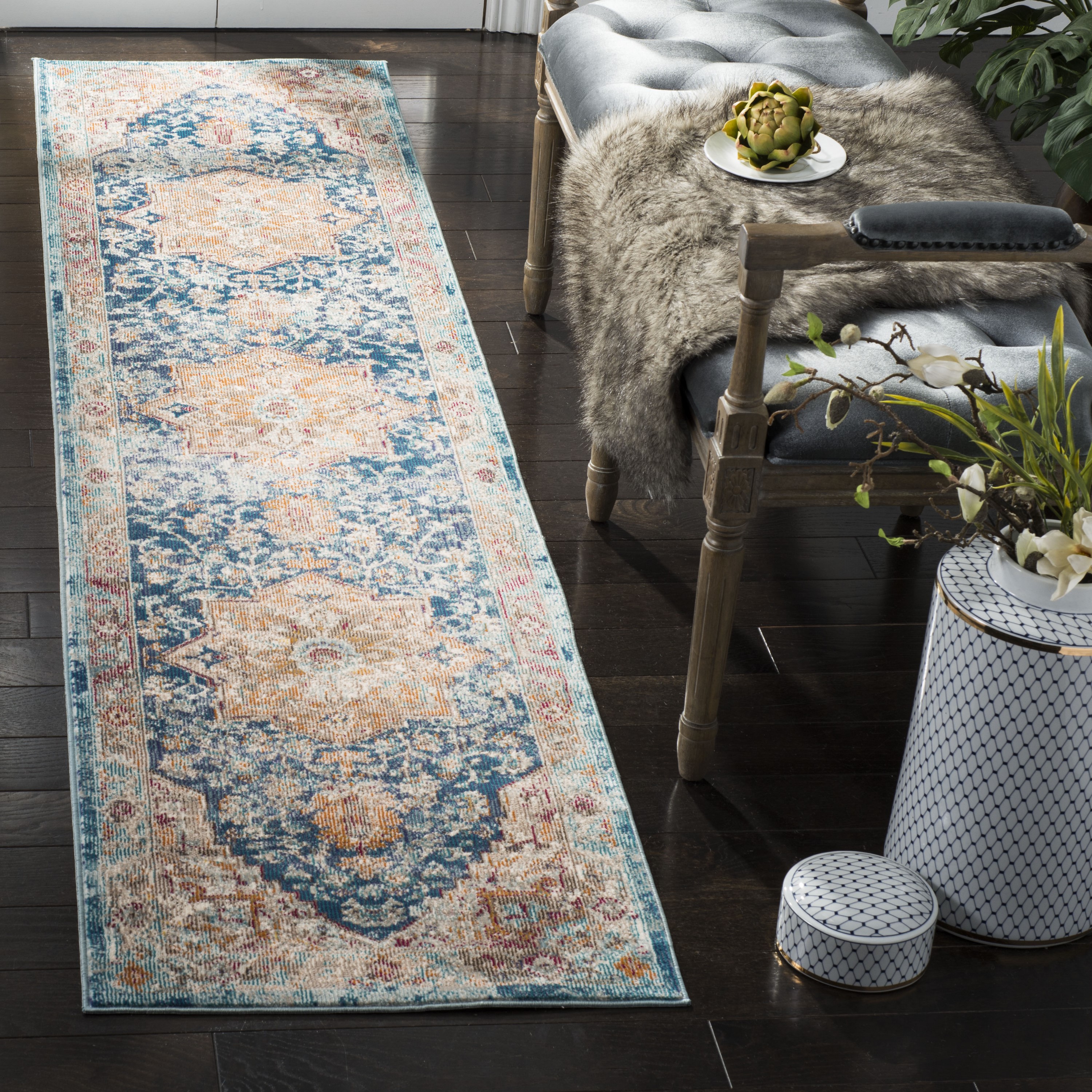 Safavieh ARA119B-28 Aria Rionach 2 x 8 (ft) Loomed Polypropylene Blue/Beige Rectangular Indoor Floral/Botanical Bohemian/Eclectic Runner rug