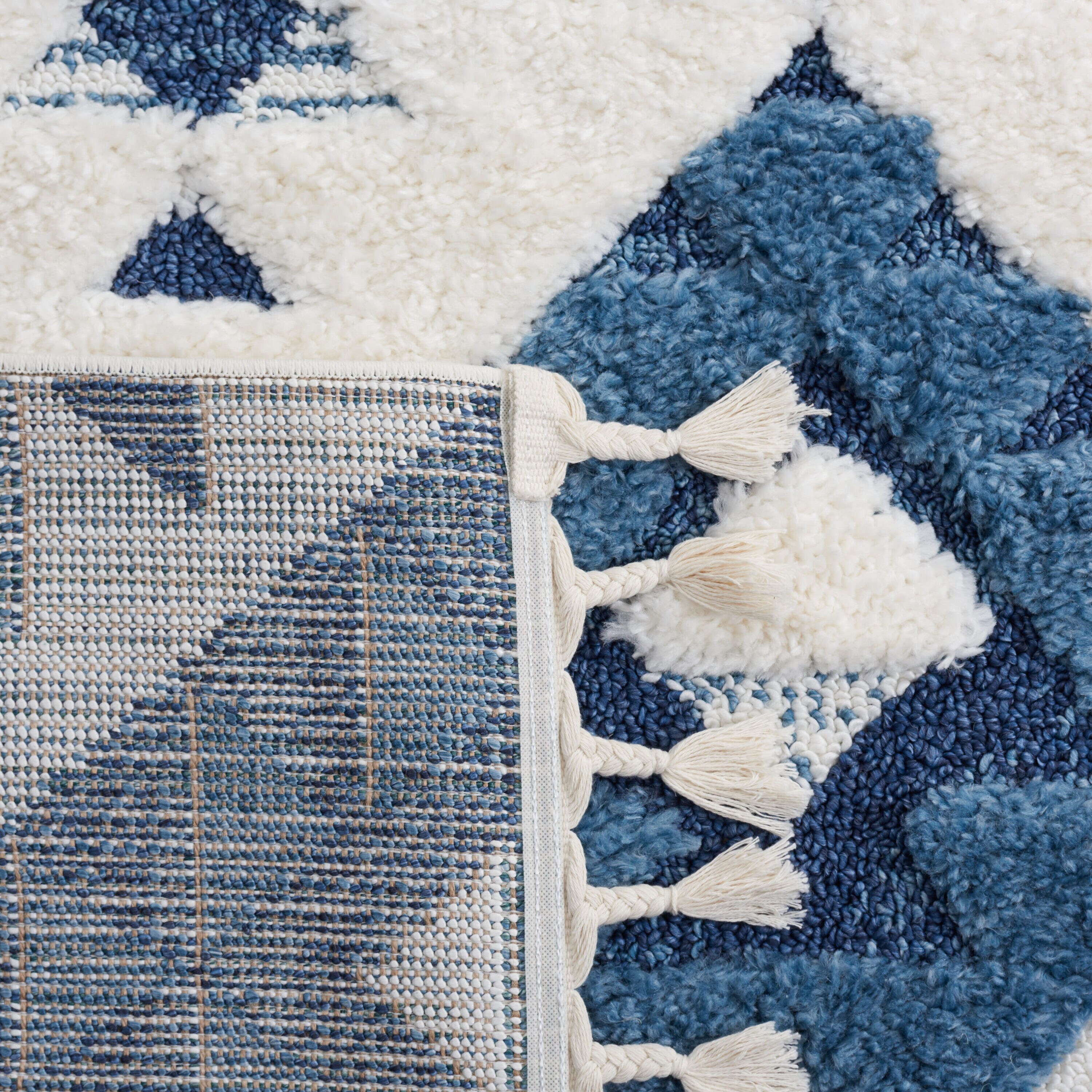 Safavieh MTS688M-7SQ rugs - View #3