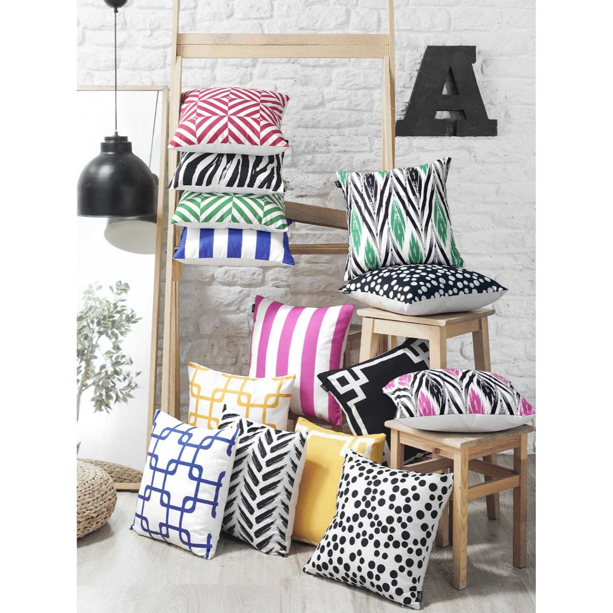 HomeRoots 355469 Accent-Pillows - View #6