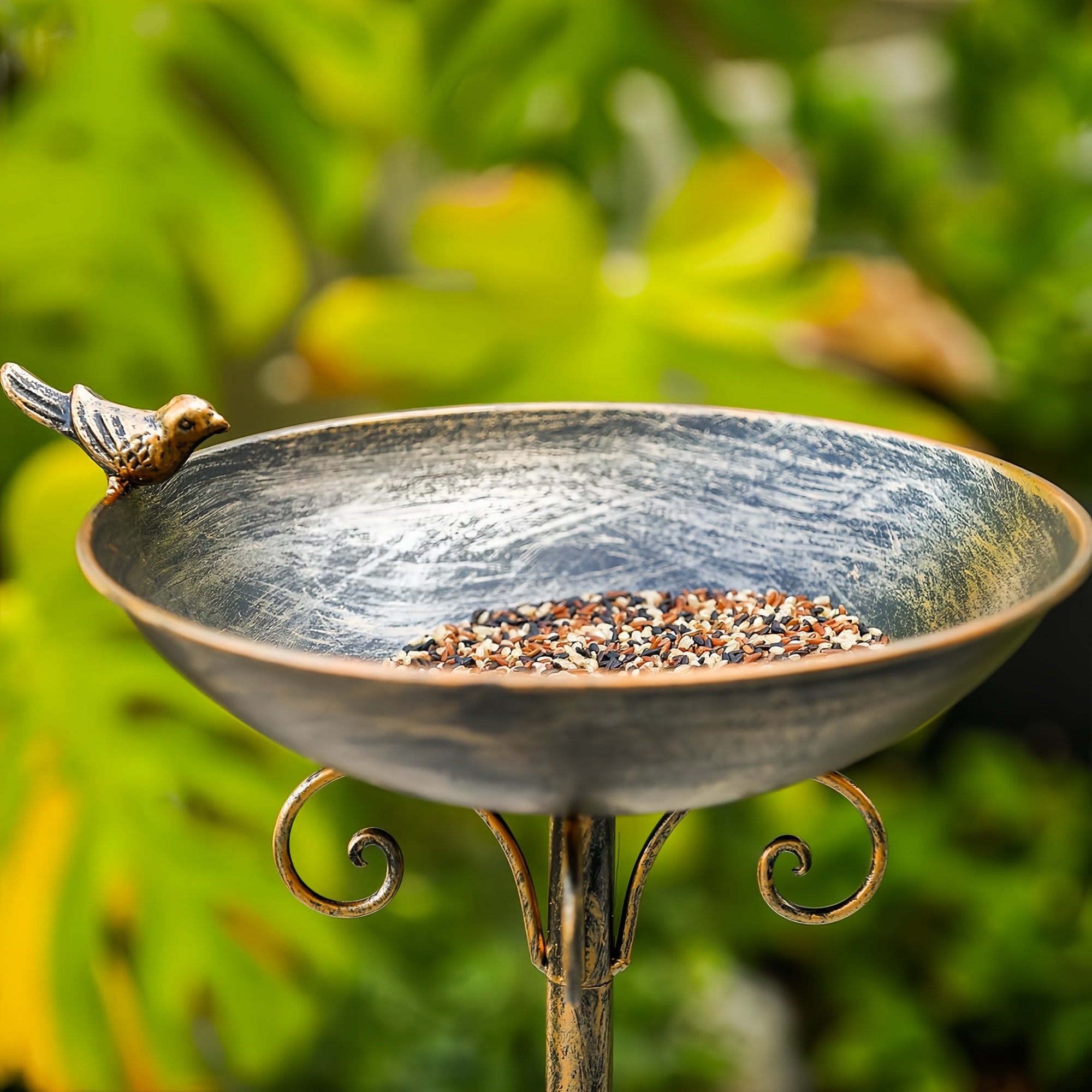 Numhew Vintage 11.4-in W x 27.6-in H Cast Iron Adjustable Powder-Coated Weather-Resistant Antique Pedestal Bird Bath