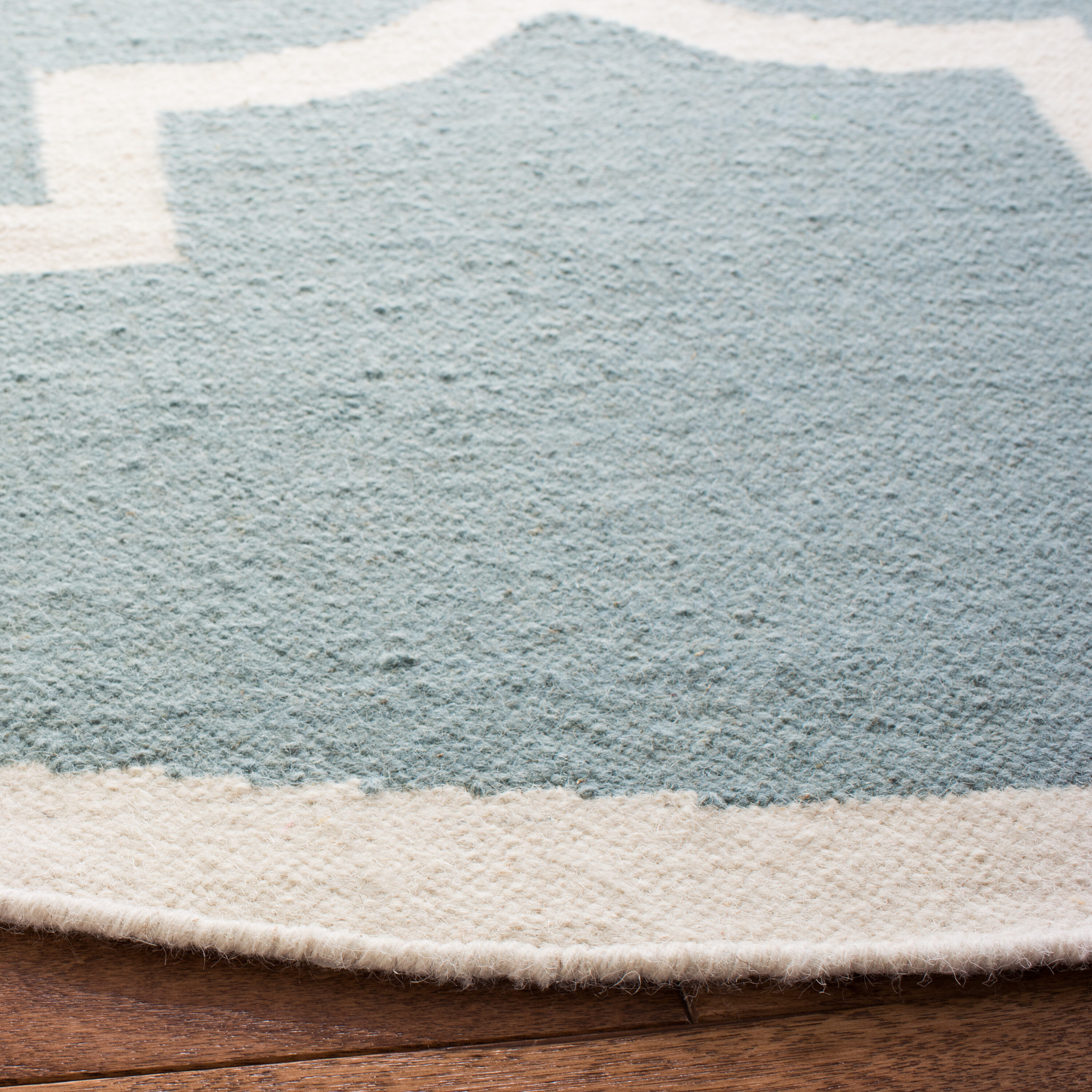 Safavieh DHU633C-6R rugs - View #3