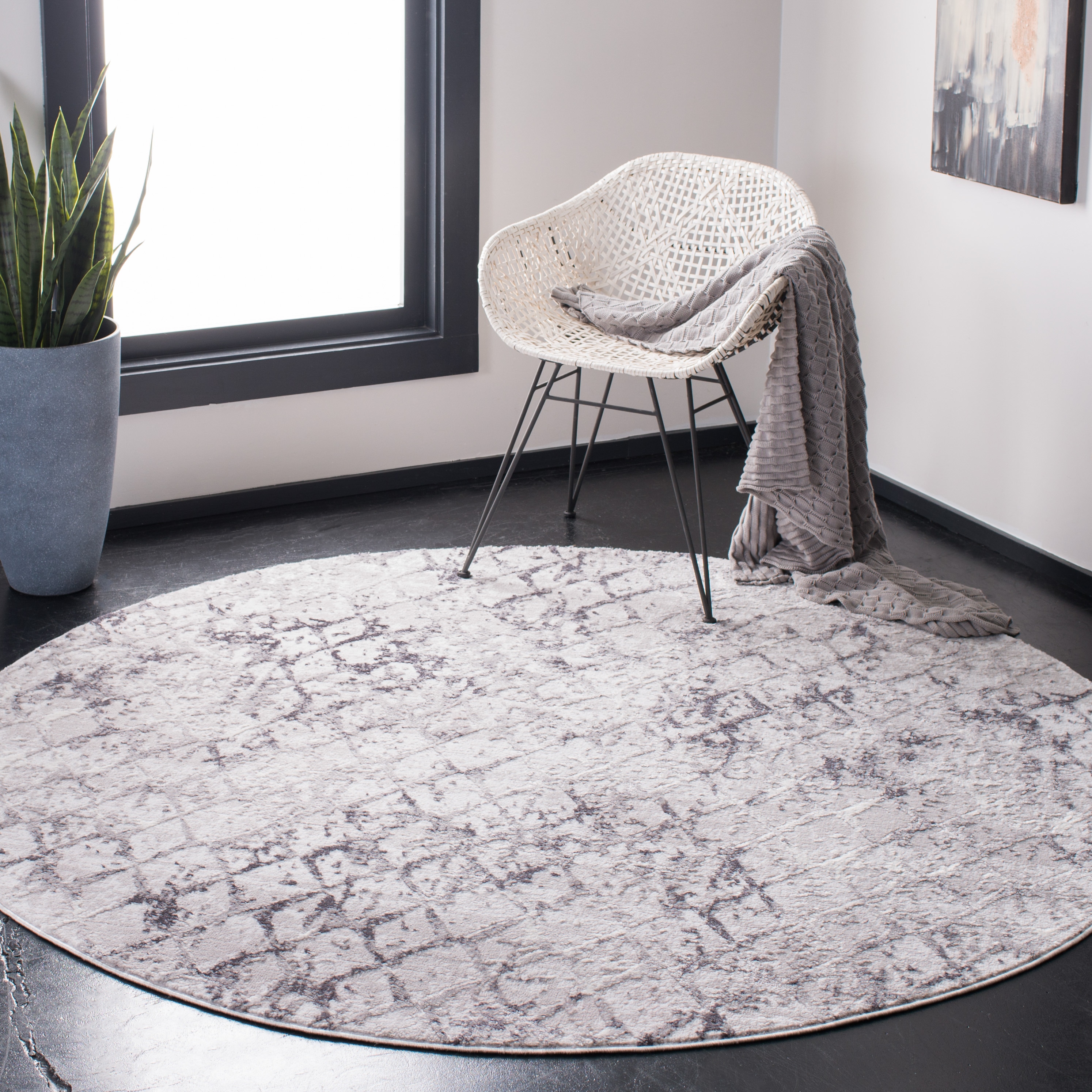 Safavieh ALA783F-7R Amelia Sassari 7 x 7 (ft) Loomed Synthetic Gray/Light Gray Round Indoor Trellis Area rug