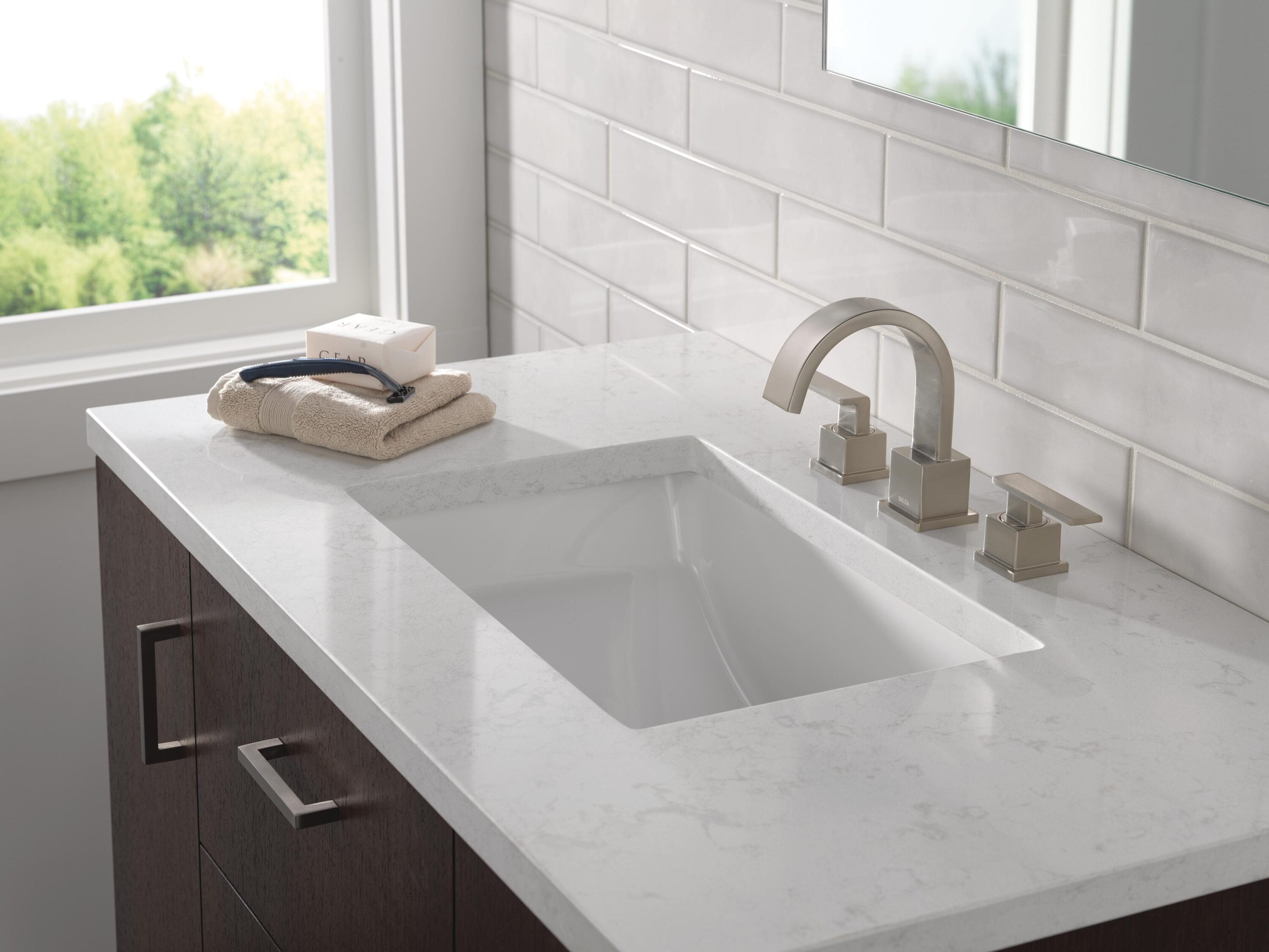 Delta 3553LF-SS Lavatory-Faucets - View #14
