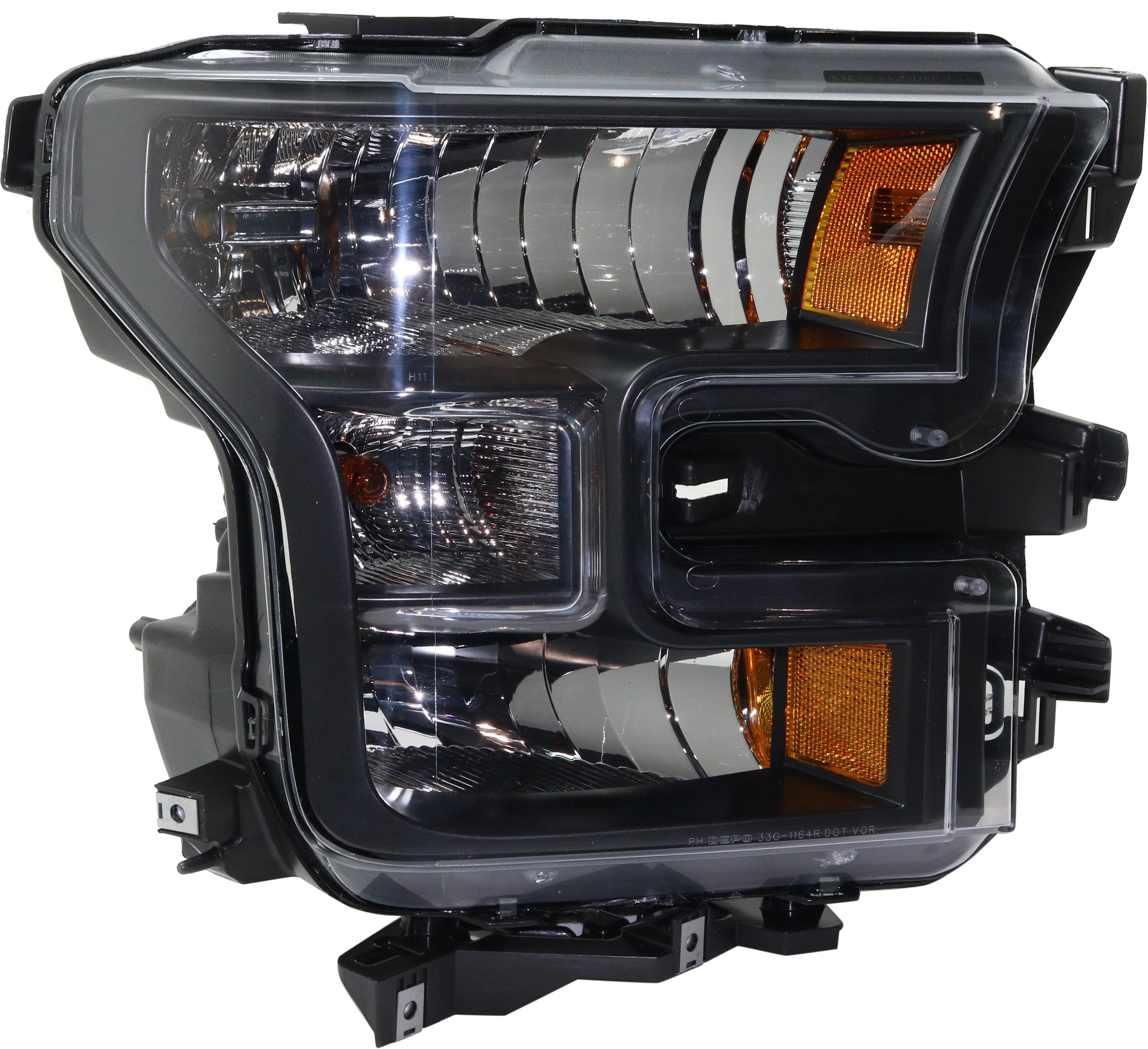 Garage-Pro JCWRF10010055GP Passenger Side Halogen Headlight, With bulb(s)