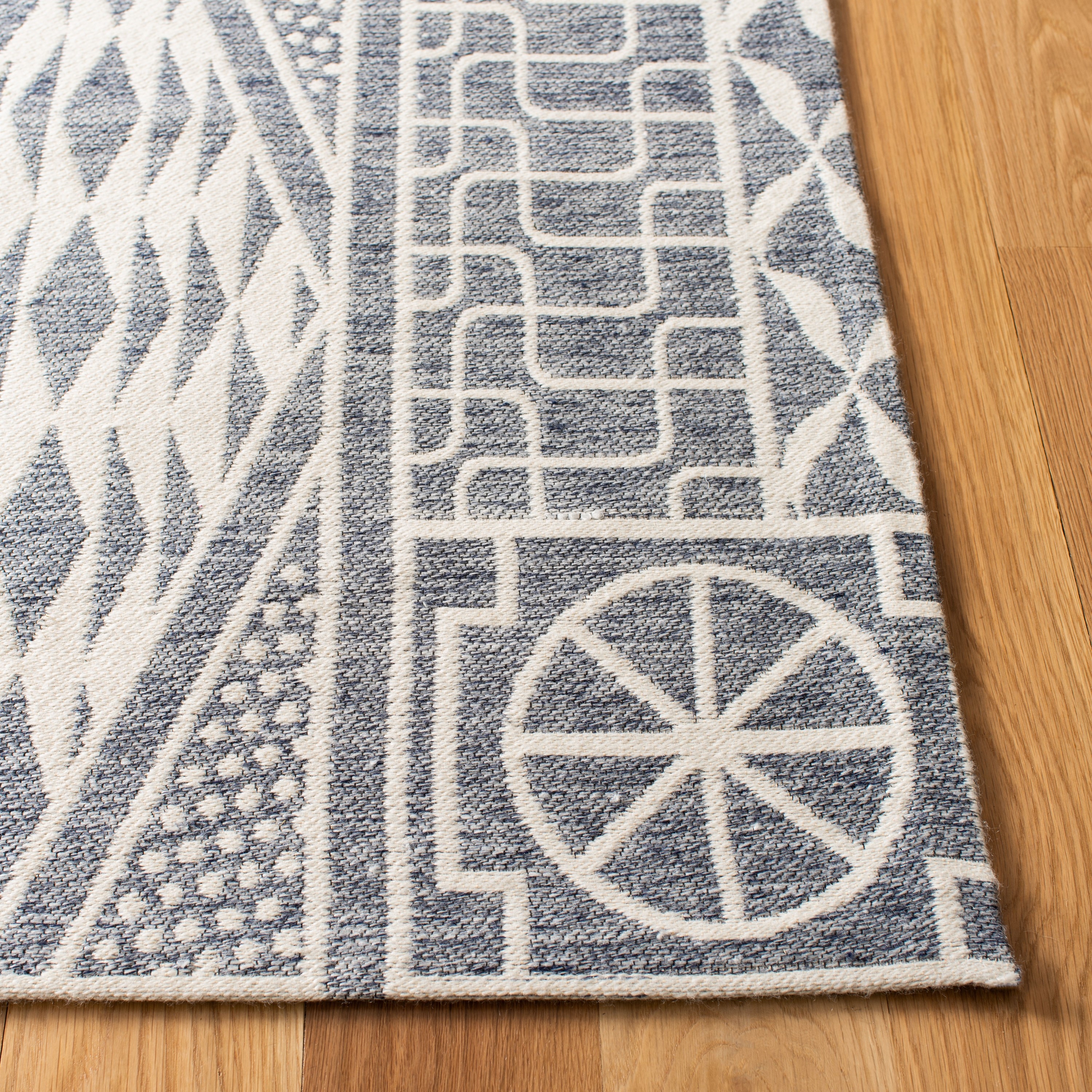 Safavieh MRB609M-3 rugs - View #3