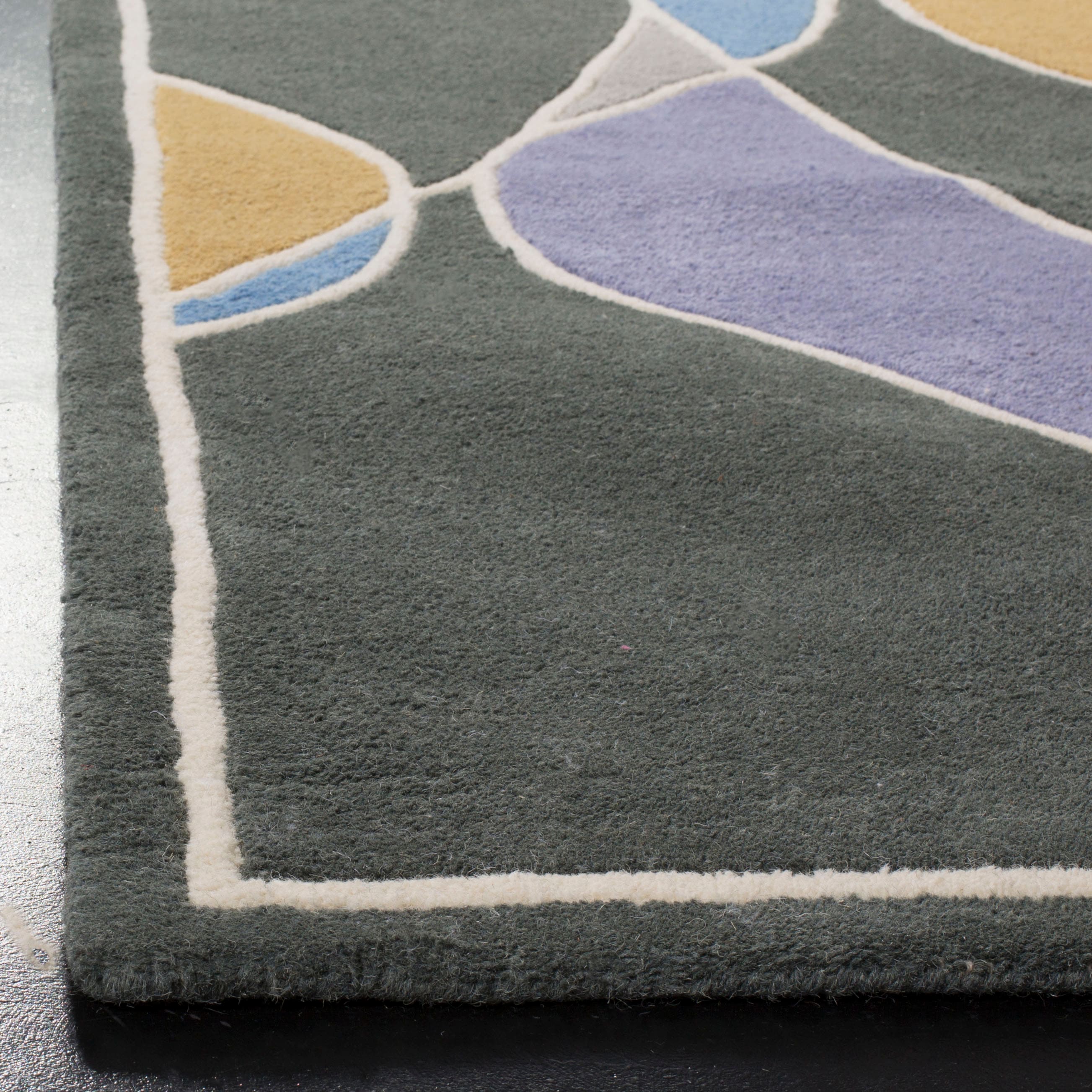 Safavieh SOH762A-2 rugs - View #3