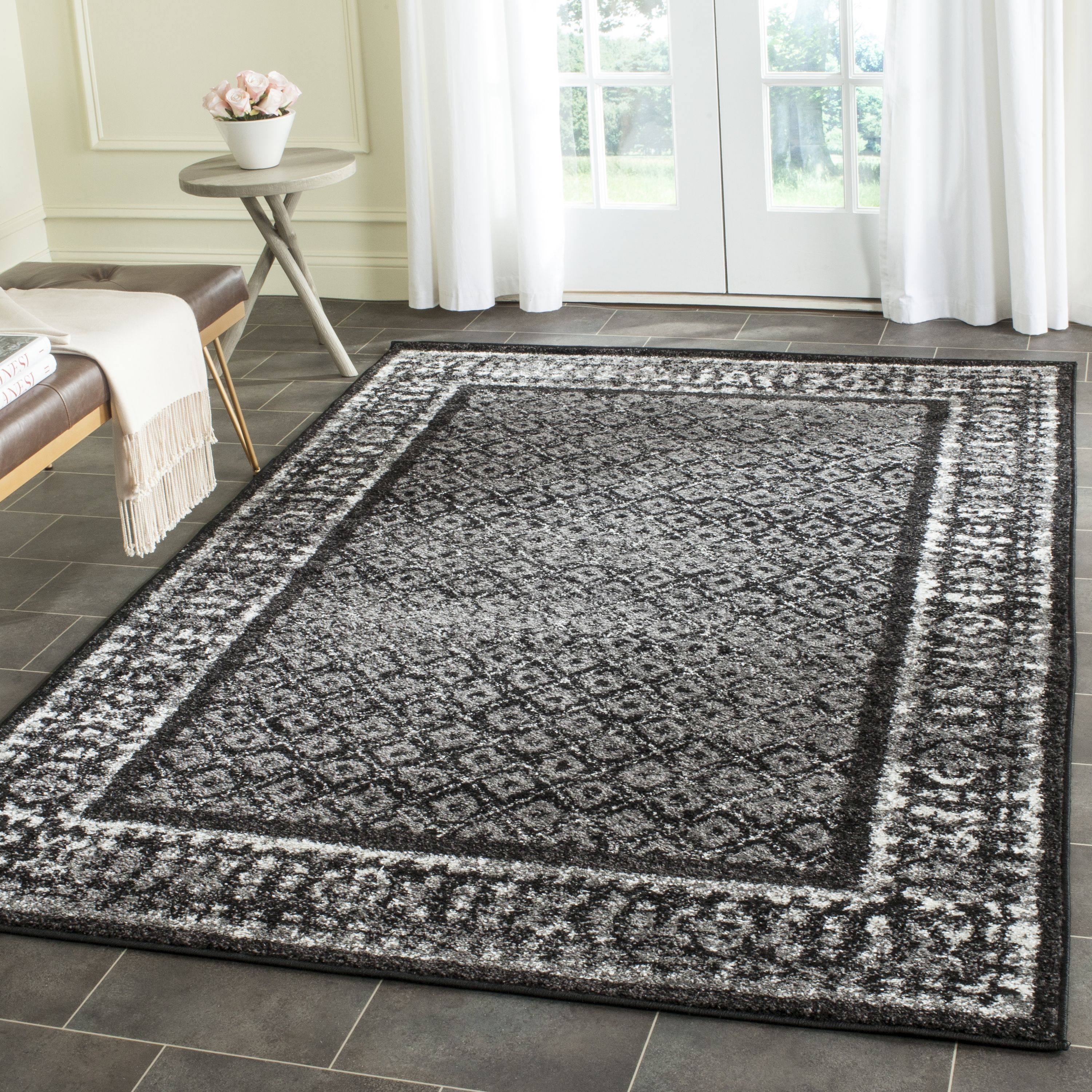 Ivory and Silver Synthetic Square Area Rug, 4' x 4'
