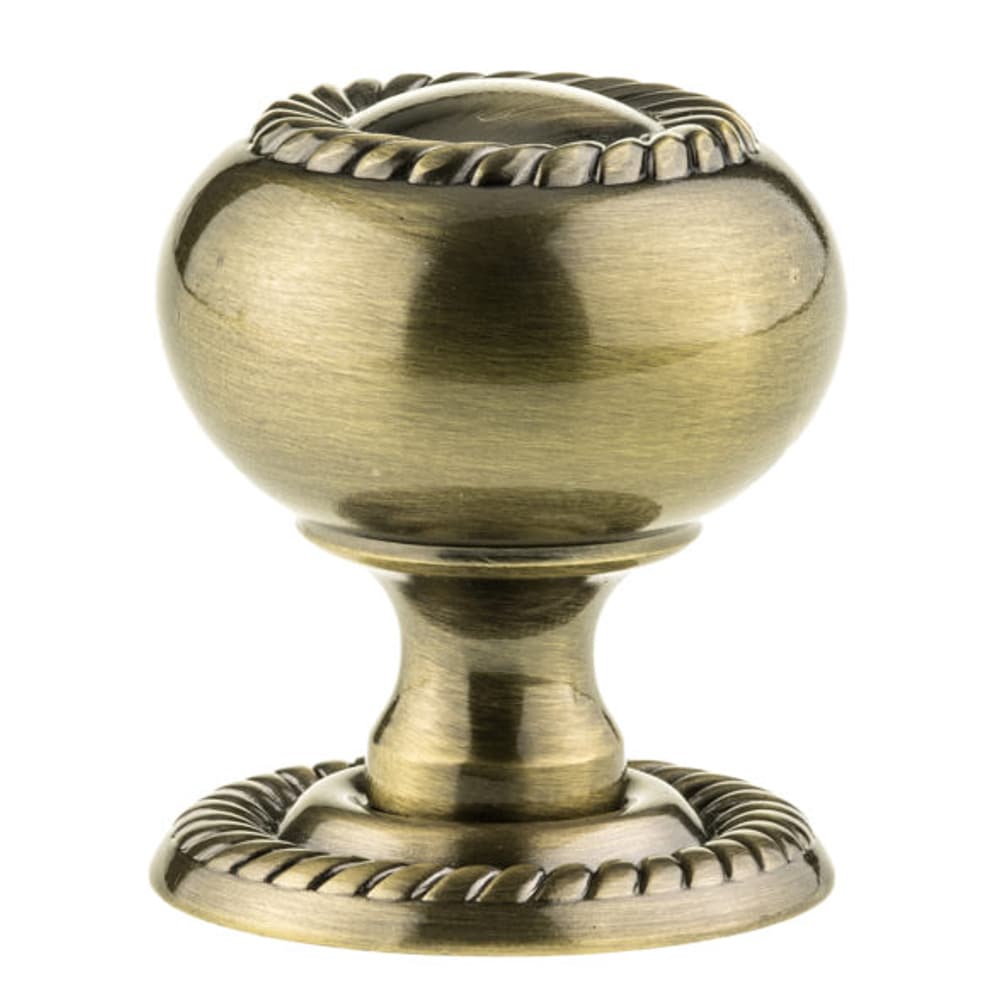 Richelieu Huntingdon 1 14 In Antique English Round Traditional Cabinet Knob In The Cabinet 7785