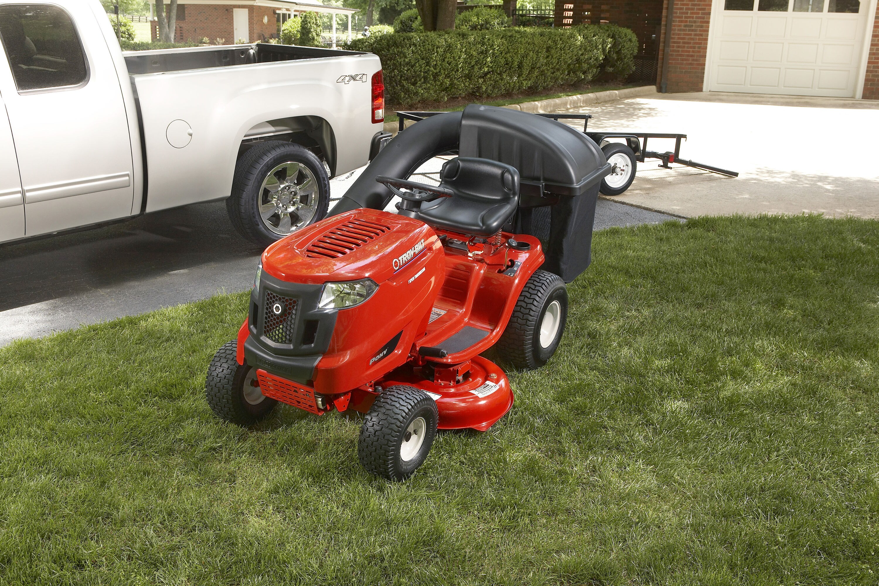 Troy bilt 42 discount riding mower bagger