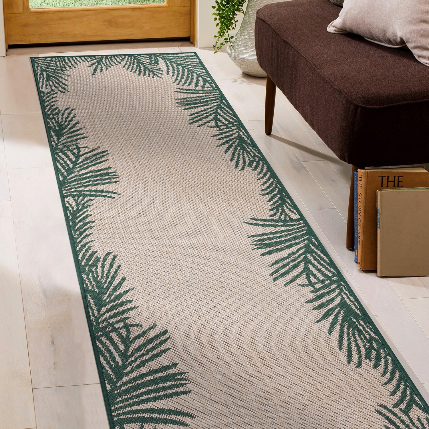 Tropical Palm Floral Green Synthetic 2'x7' Indoor/Outdoor Rug