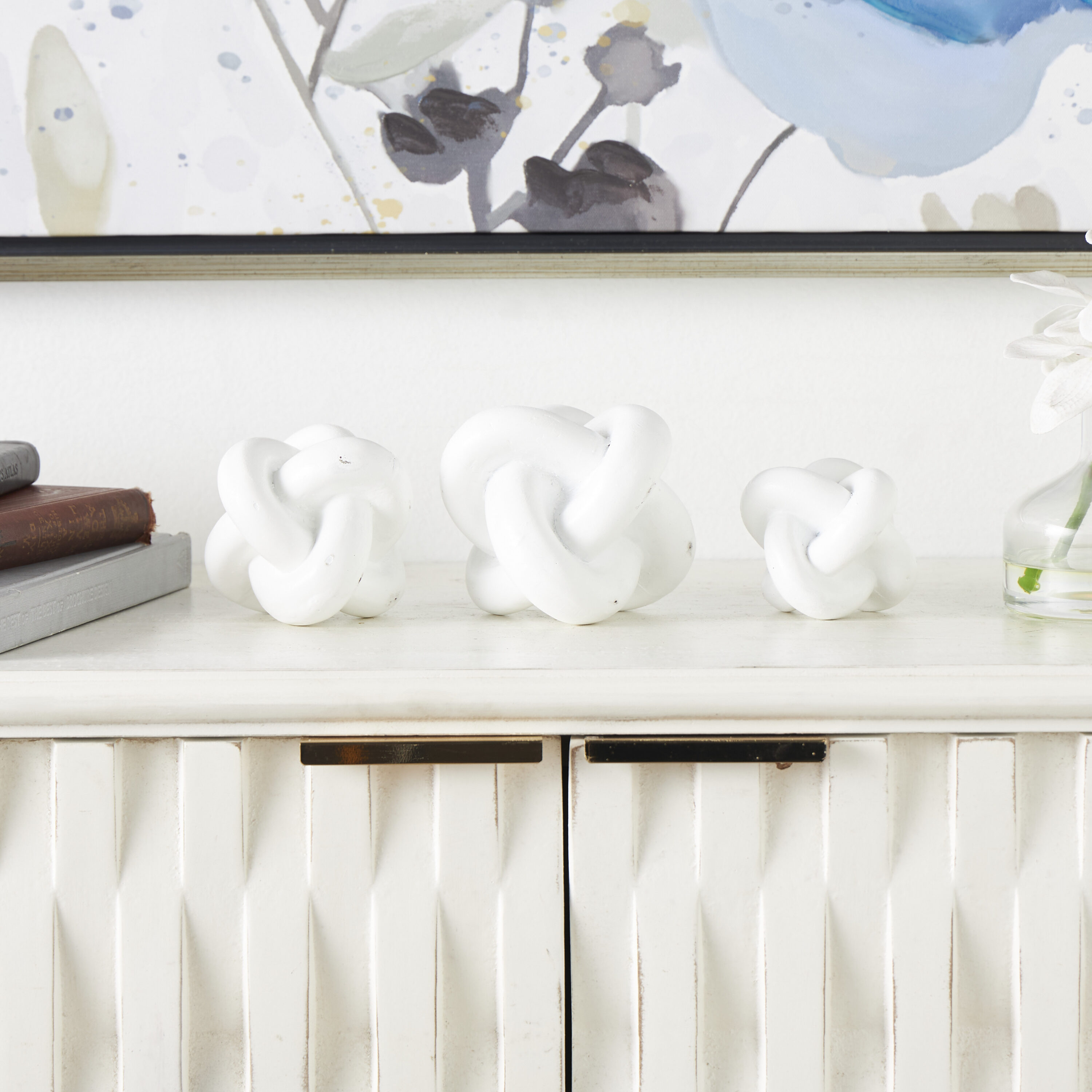 CosmoLiving by Cosmopolitan 822149 3 -Pack White Resin Modern Sculpture