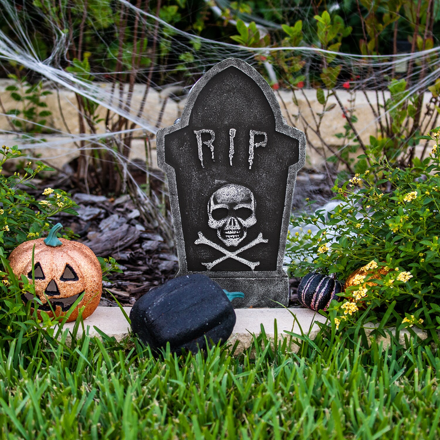 Holiday Living 1.66-ft Gravestone Yard Decoration Tombstone (4-Pack) in ...