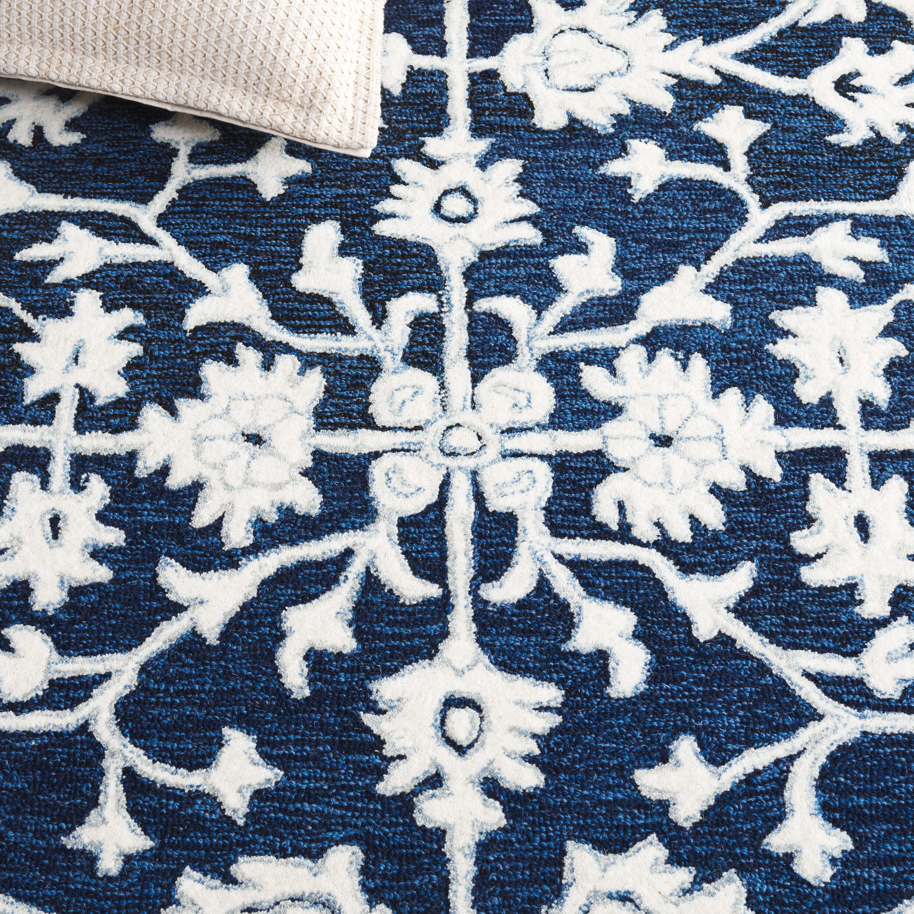 Safavieh EBN134N-5 rugs - View #4