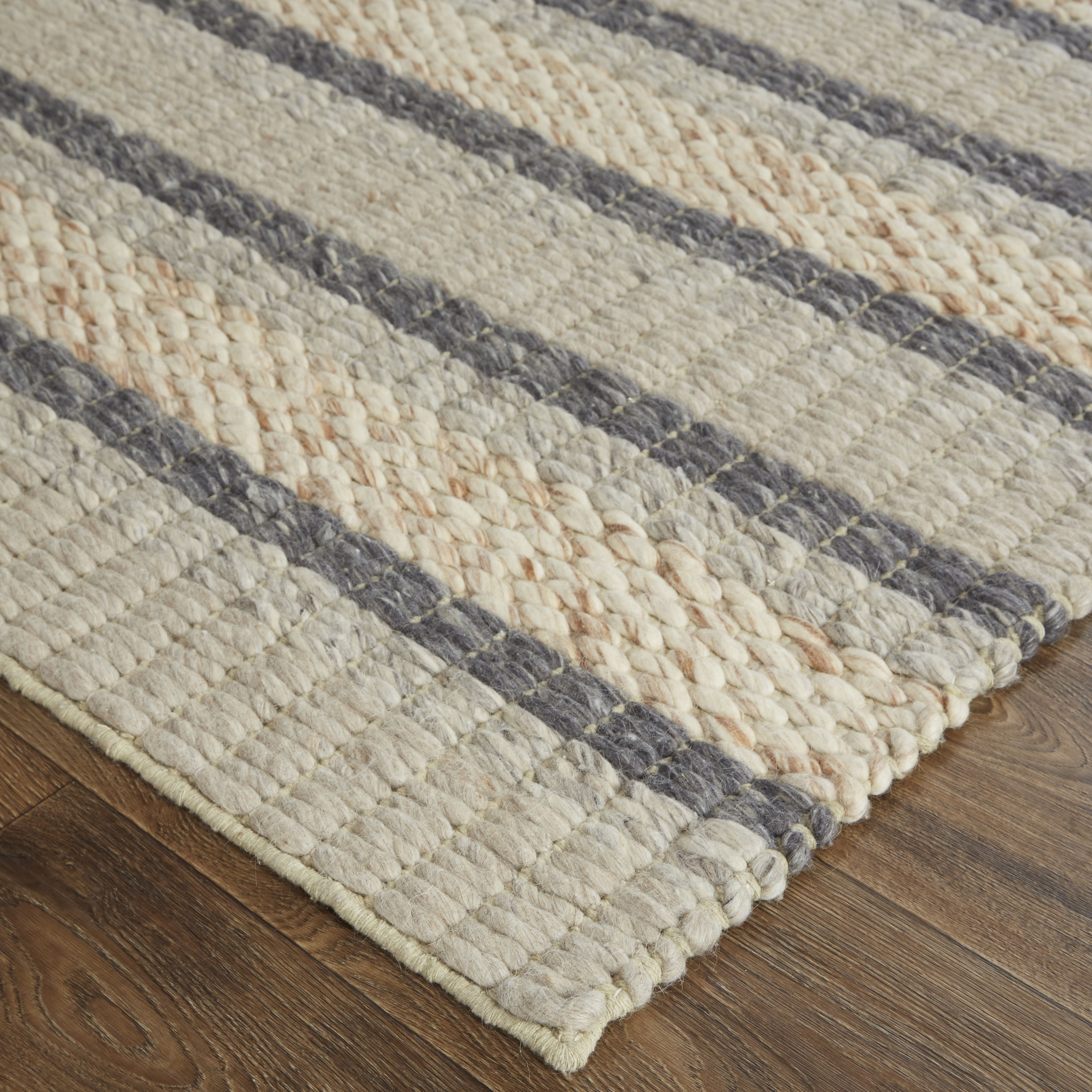 Handmade Gray and Beige Wool Striped Area Rug 3'6" x 5'6"