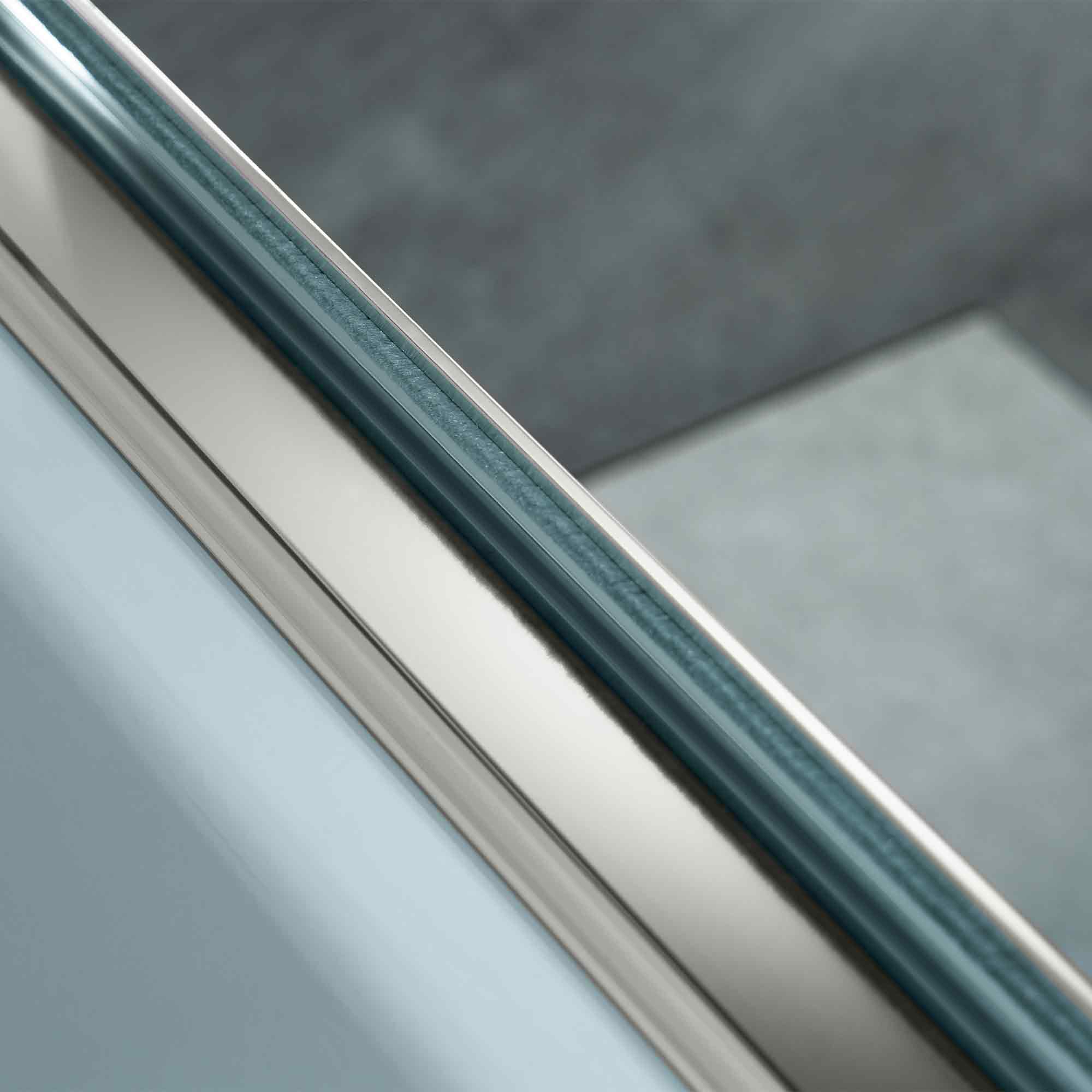 Woodbridge LS696 Shower-Doors - View #10