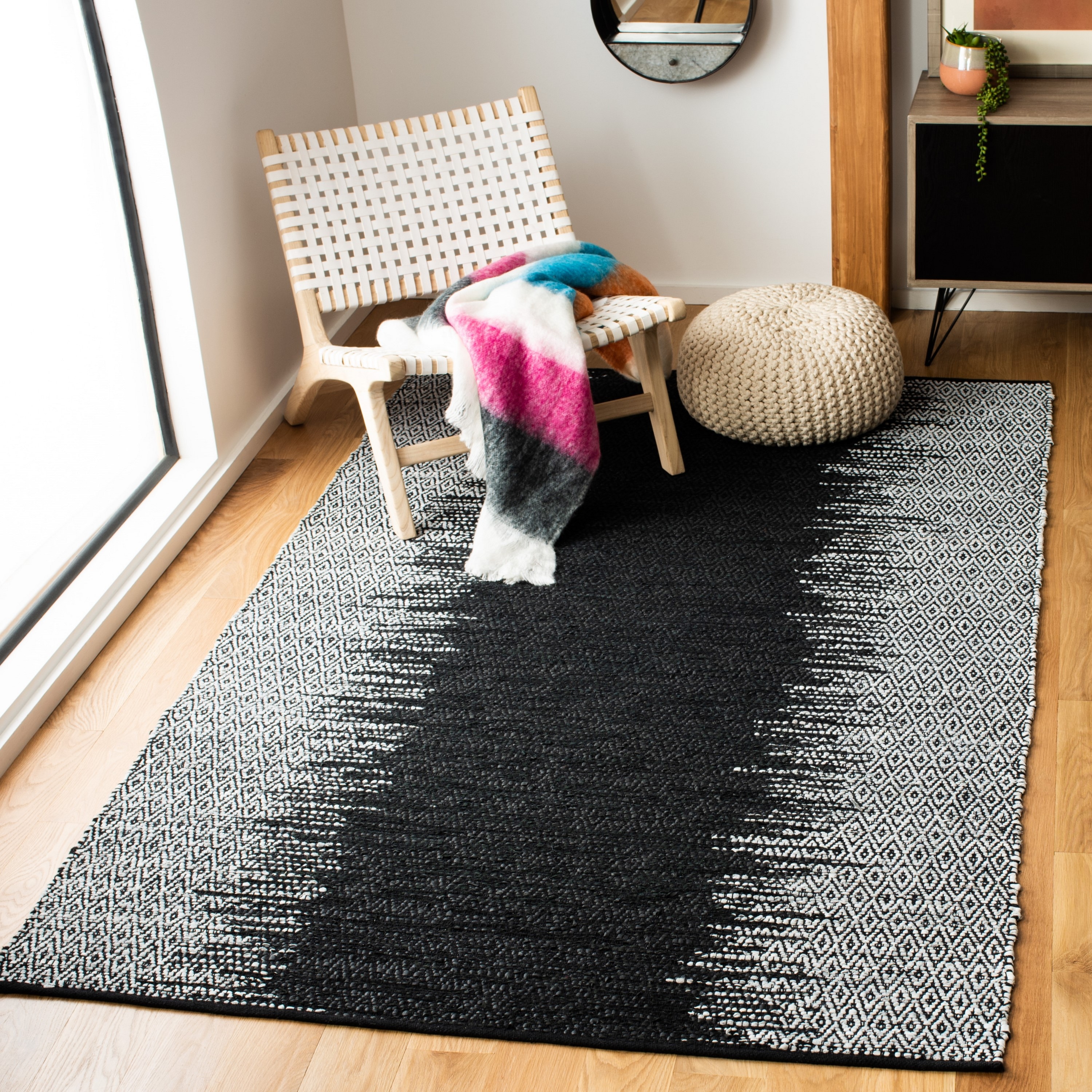 Safavieh VTL389C-24 Vintage Leather Hanna 2 x 4 (ft) Leather Light Gray/Black Rectangular Indoor Coastal Throw rug