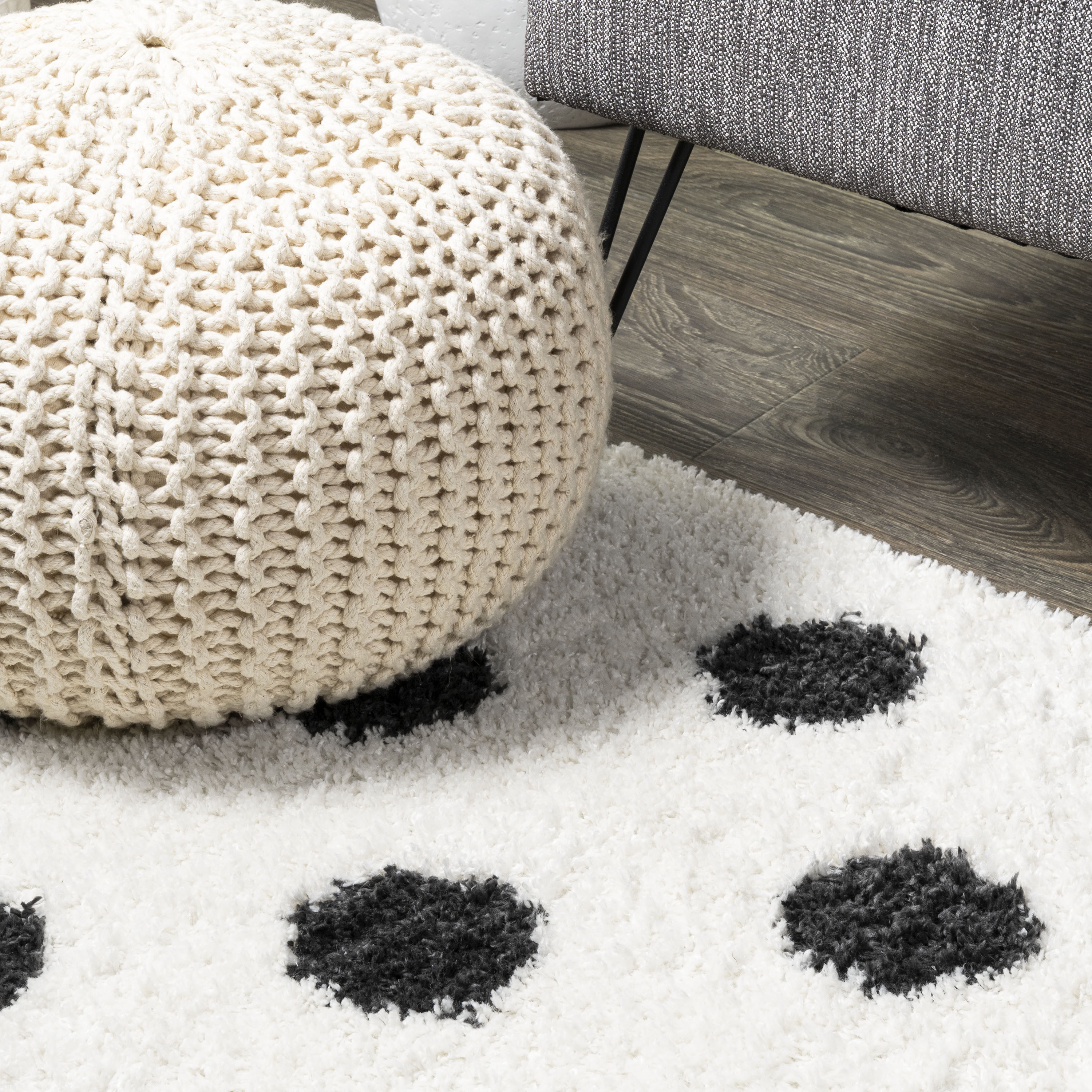 Easy-Care Charcoal and Ivory Polka Dot Shag Rug 3'x5'